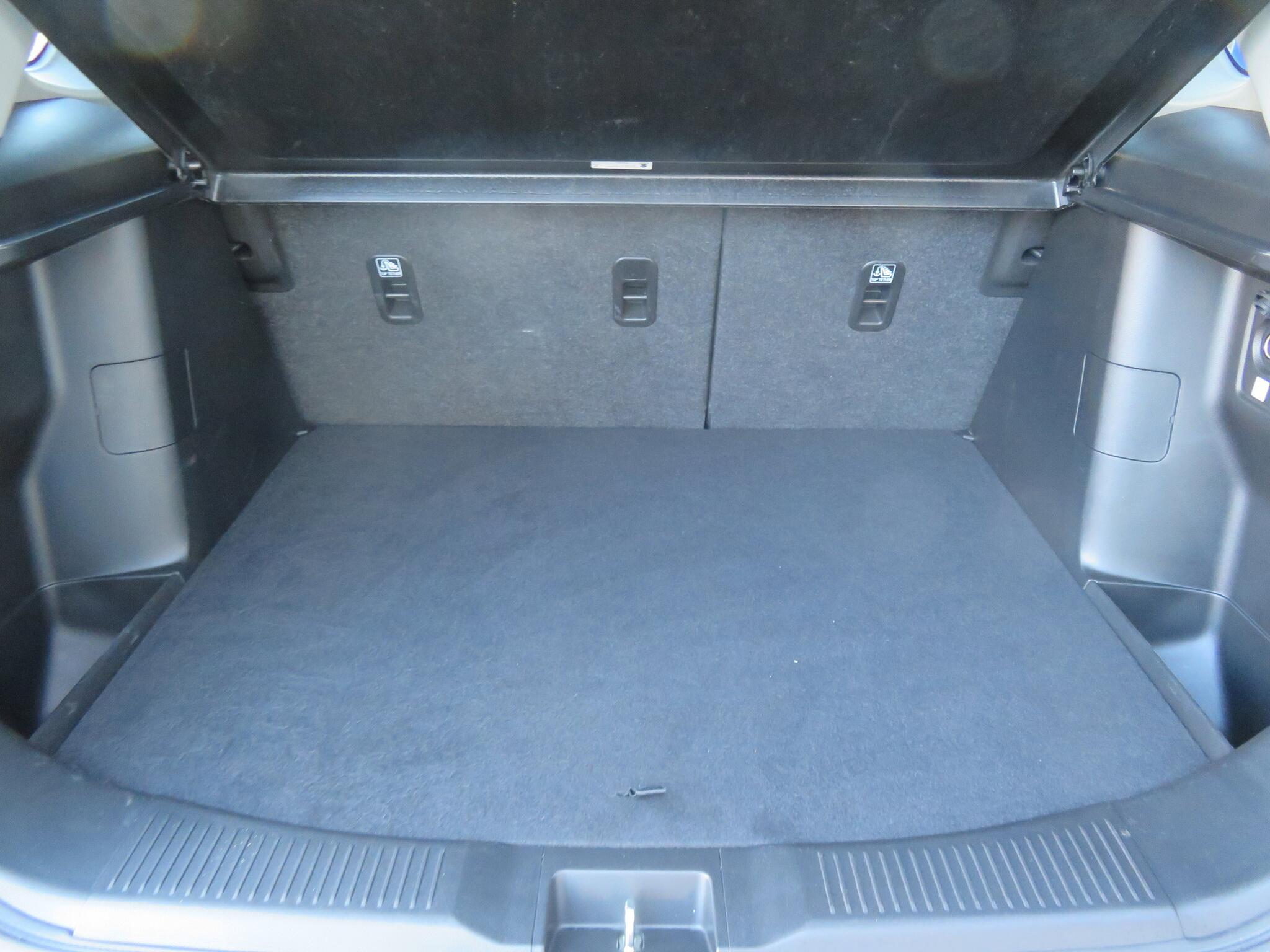 Suzuki S-Cross - Image 12