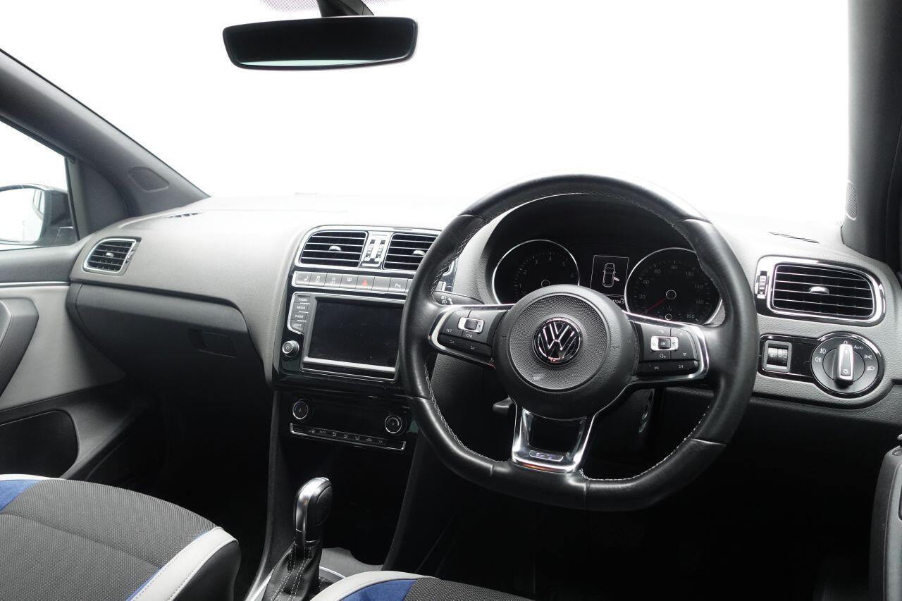 Volkswagen Polo - Image 17