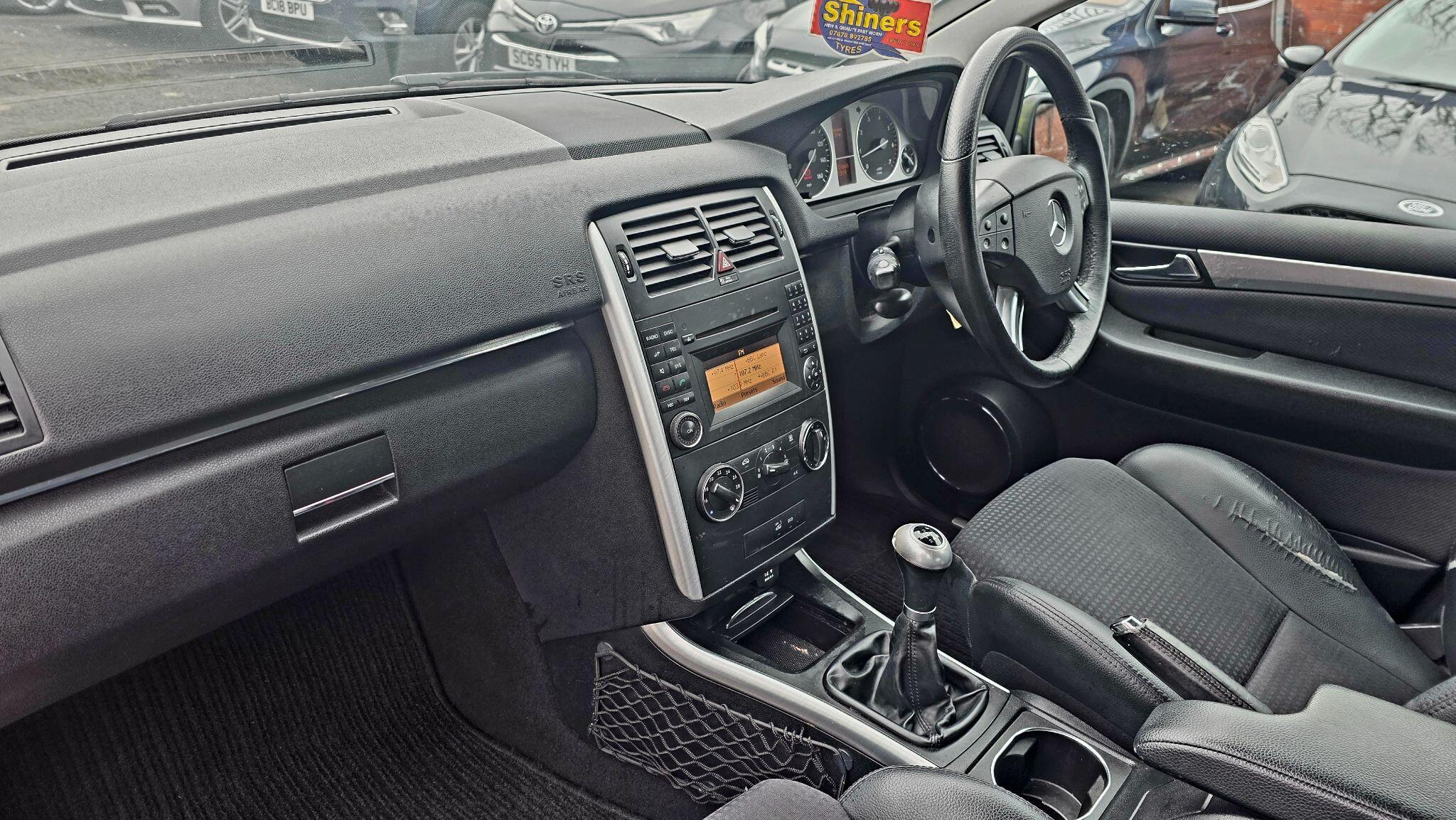 Mercedes B Class - Image 12