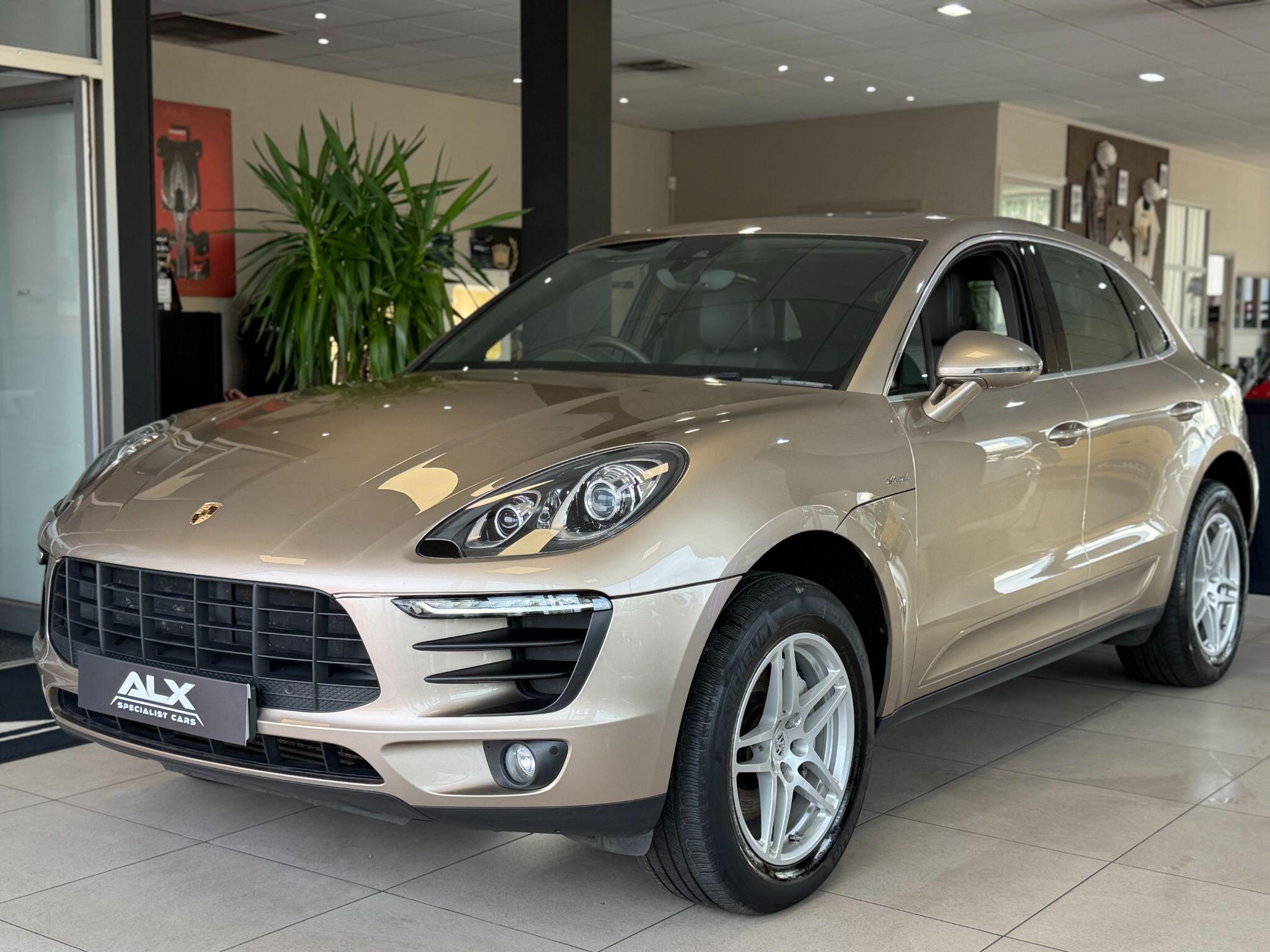 Porsche Macan - Image 12