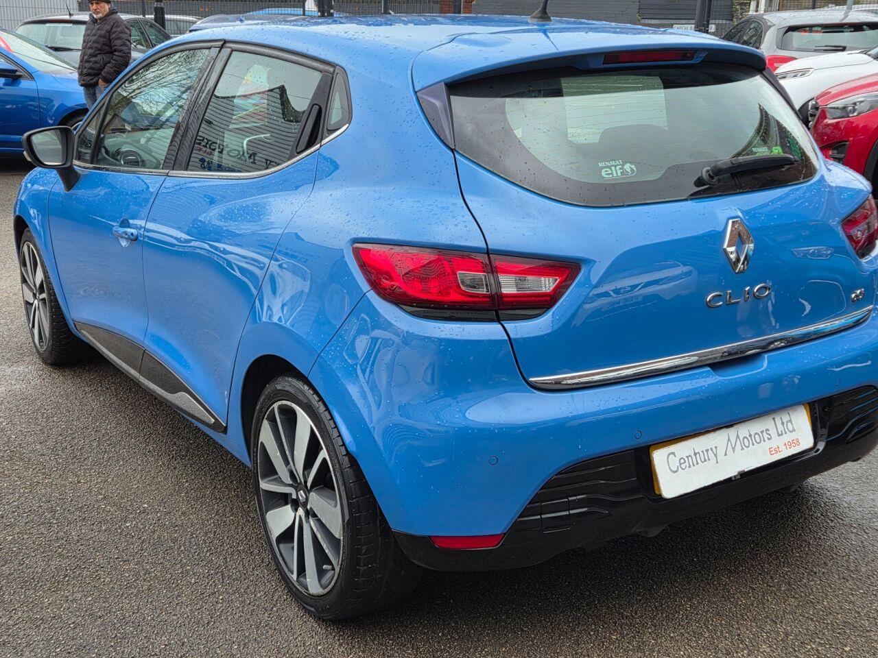 Renault Clio - Image 5