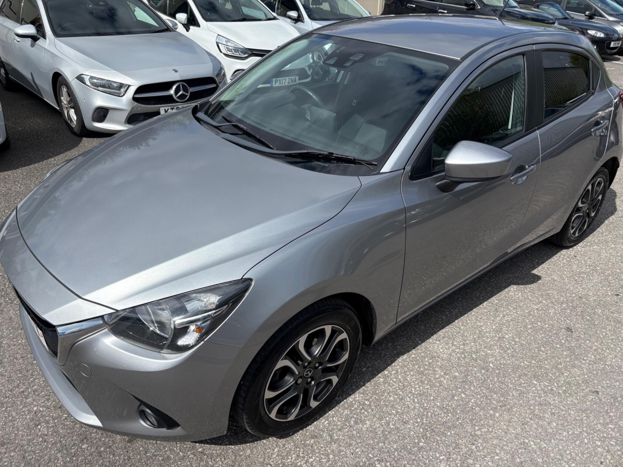 Mazda MAZDA2 - Image 8