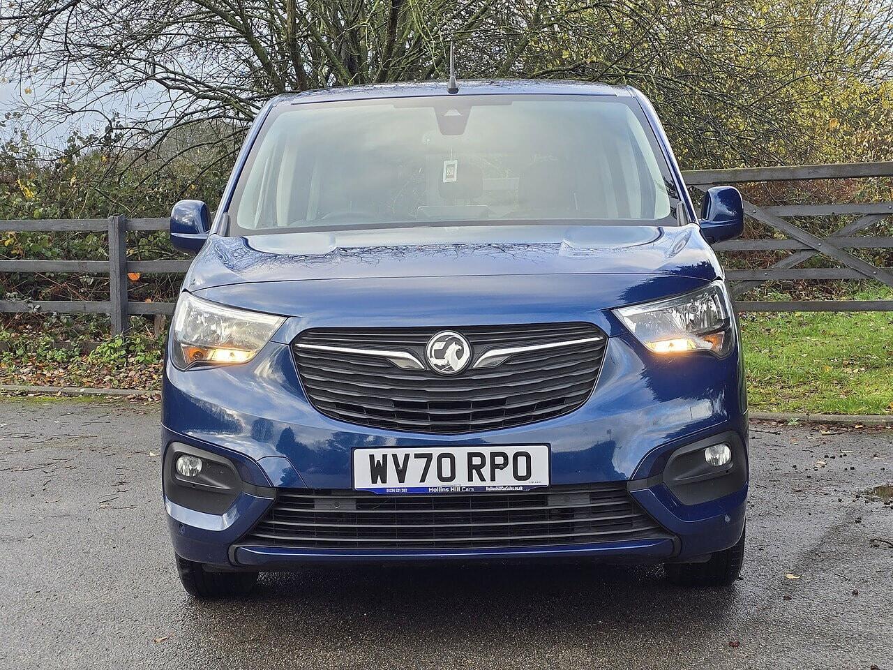 Vauxhall Combo Life - Image 18
