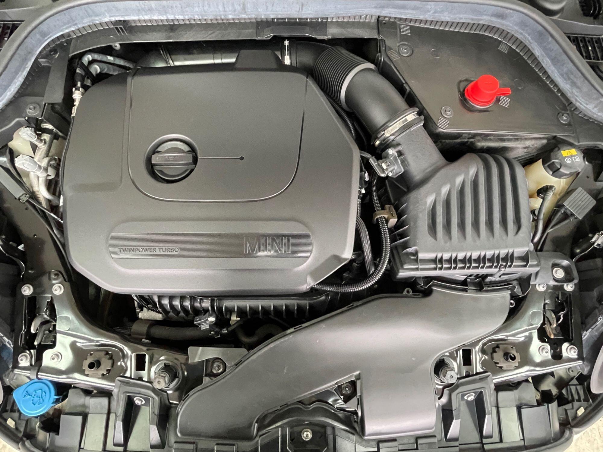 MINI HATCH COOPER - Image 19