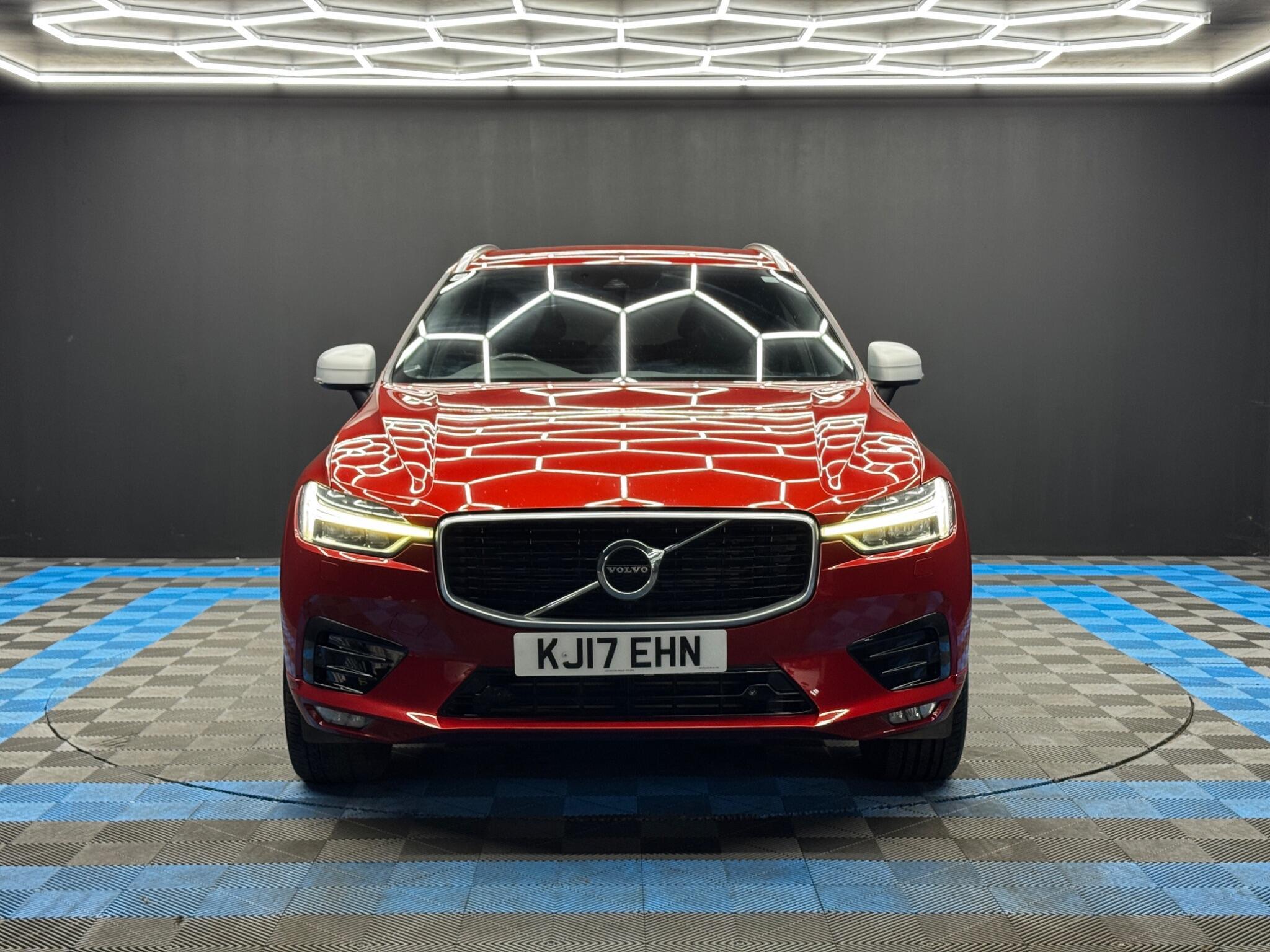 Volvo XC60 - Image 2