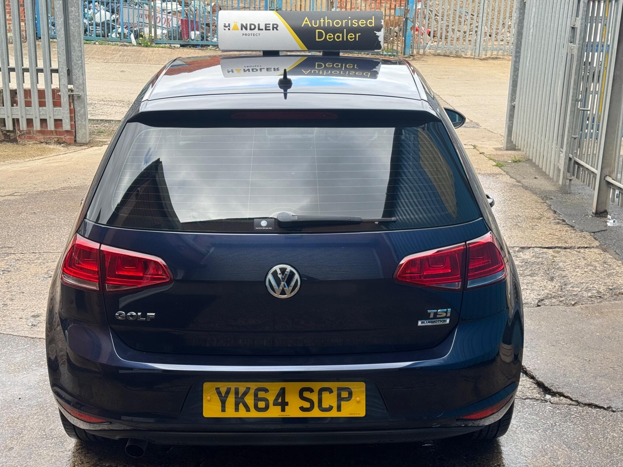 Volkswagen Golf - Image 14