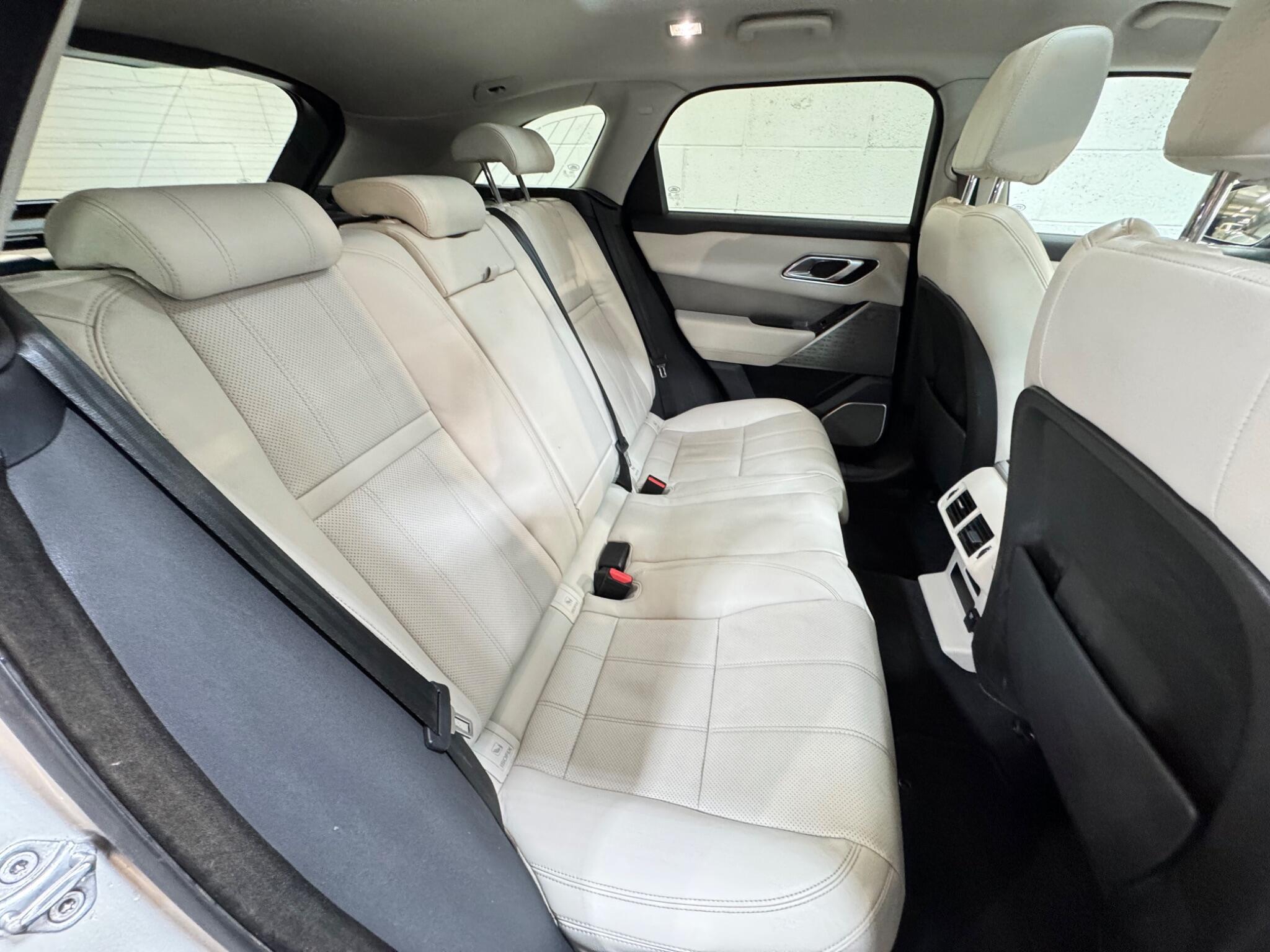 Land Rover Range Rover Velar - Image 12