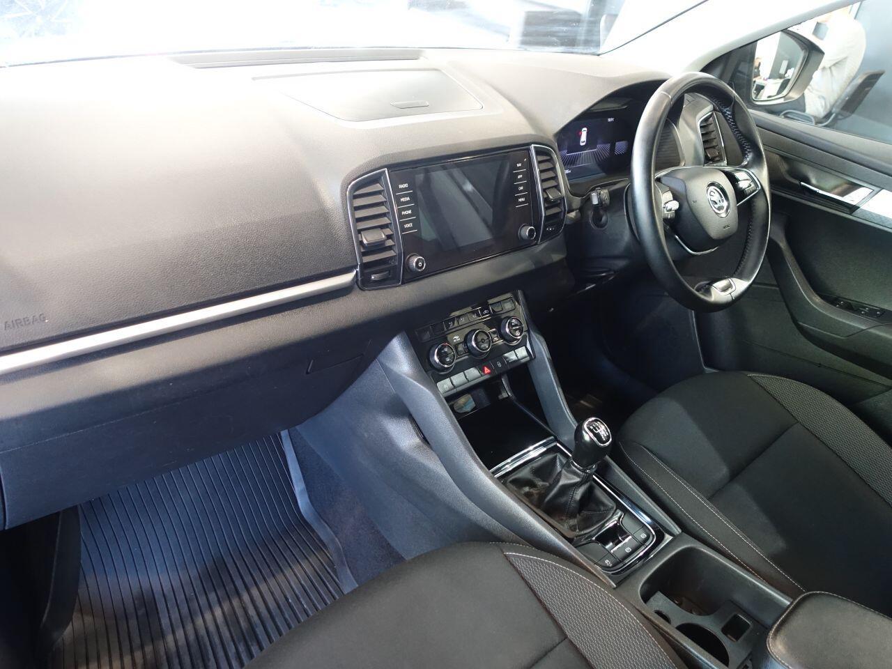 Skoda Karoq - Image 11