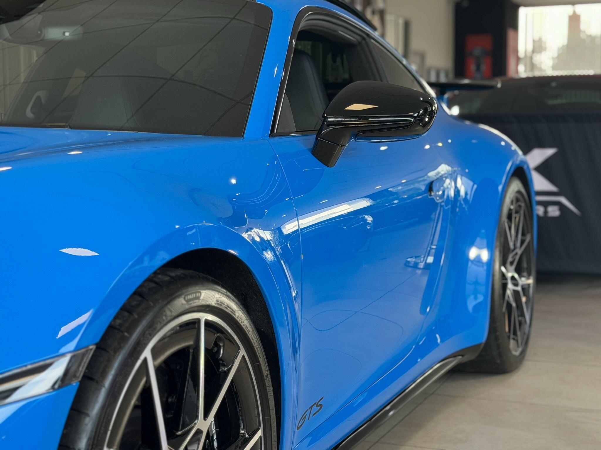 Porsche 911 - Image 20