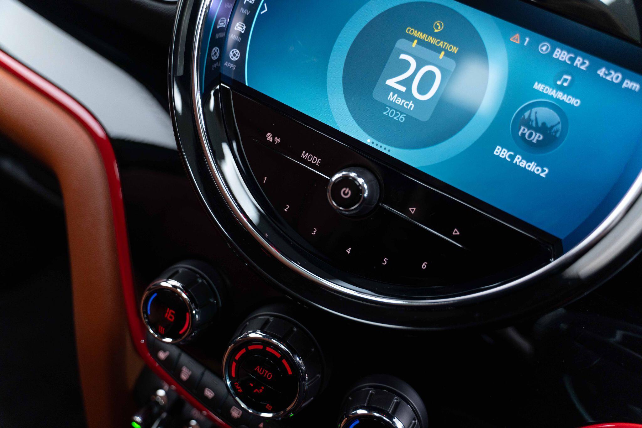 MINI Countryman - Image 45