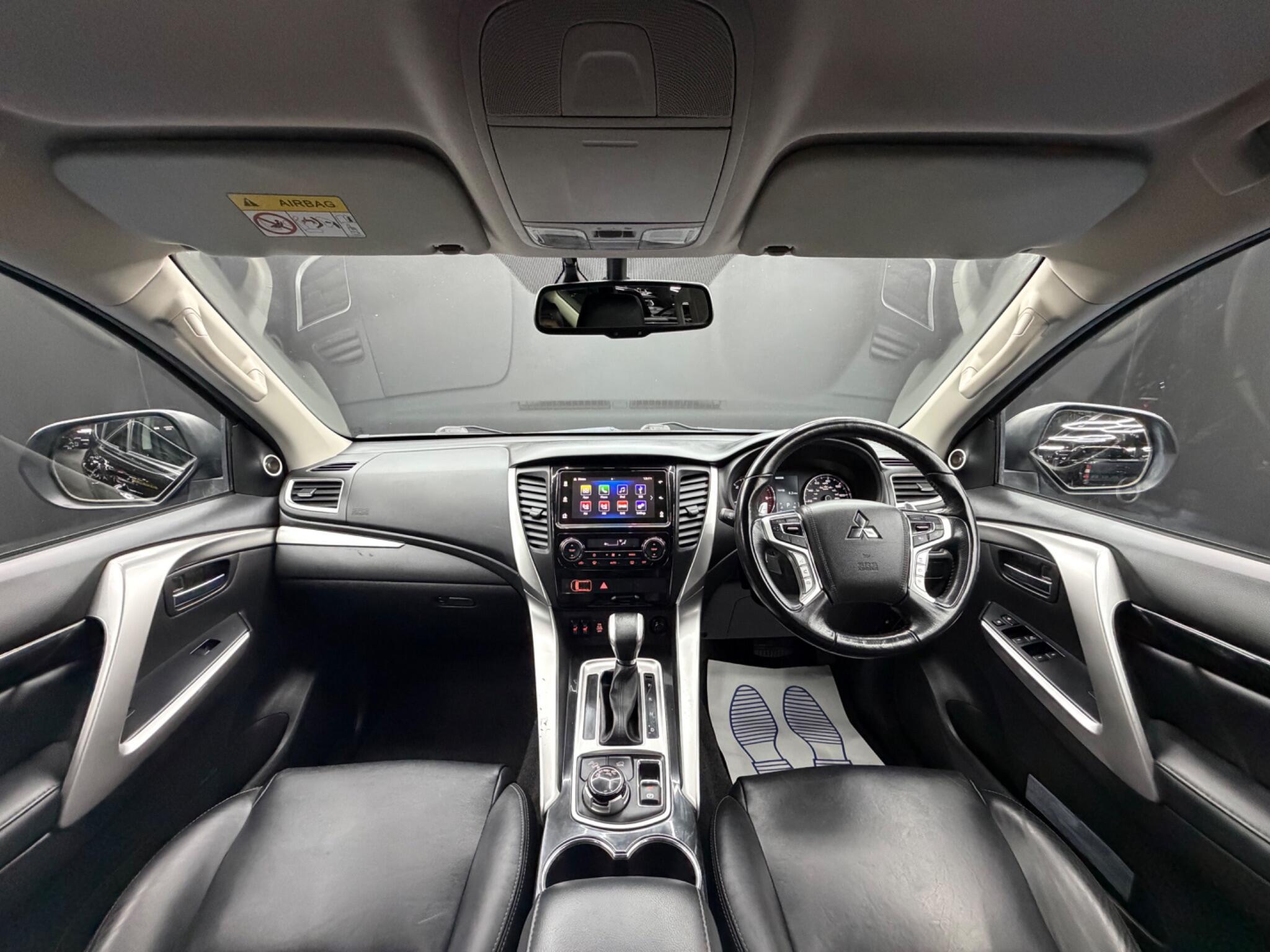 Mitsubishi Shogun Sport - Image 17