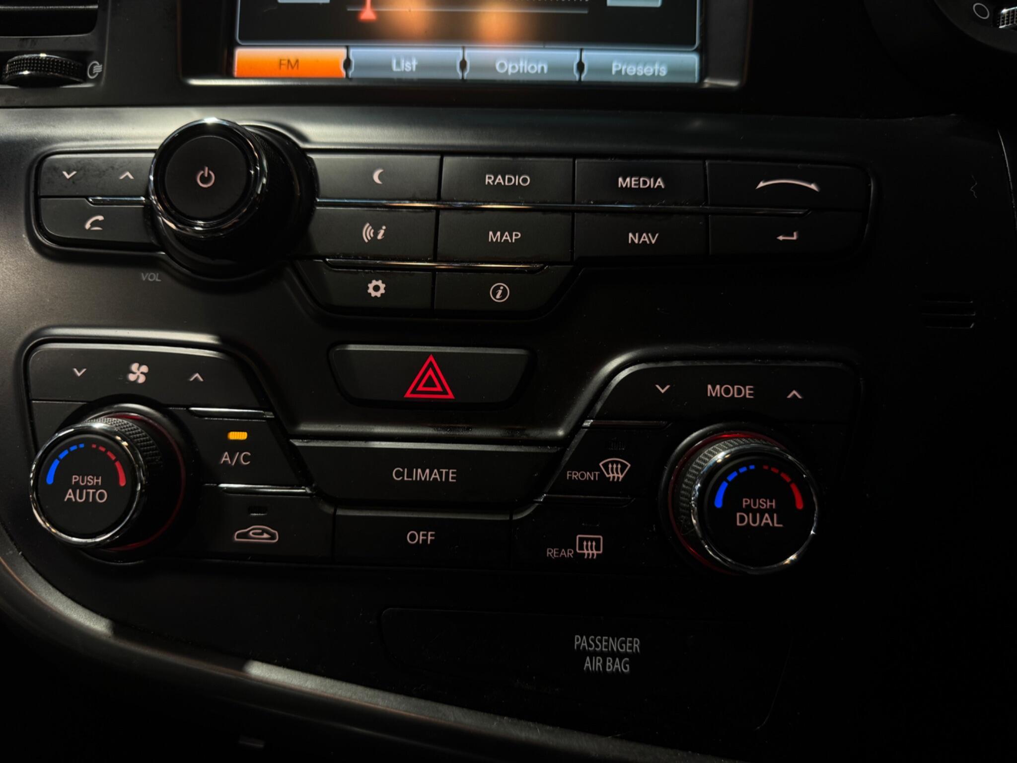Kia Optima - Image 17