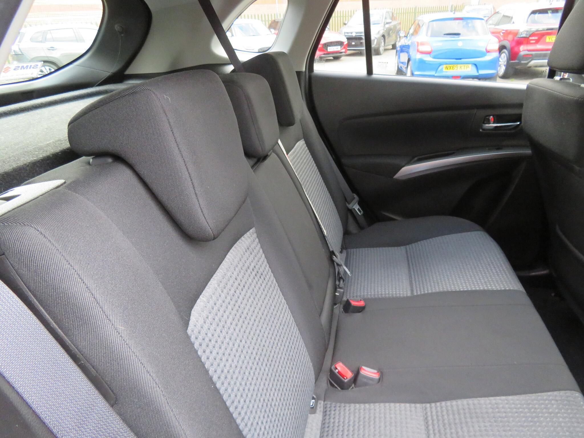 Suzuki S-Cross - Image 20