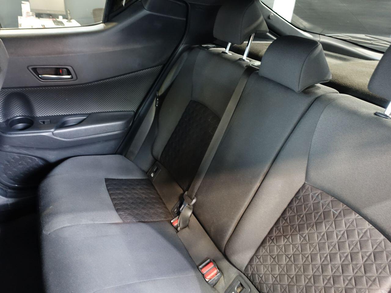 Toyota C-Hr - Image 17