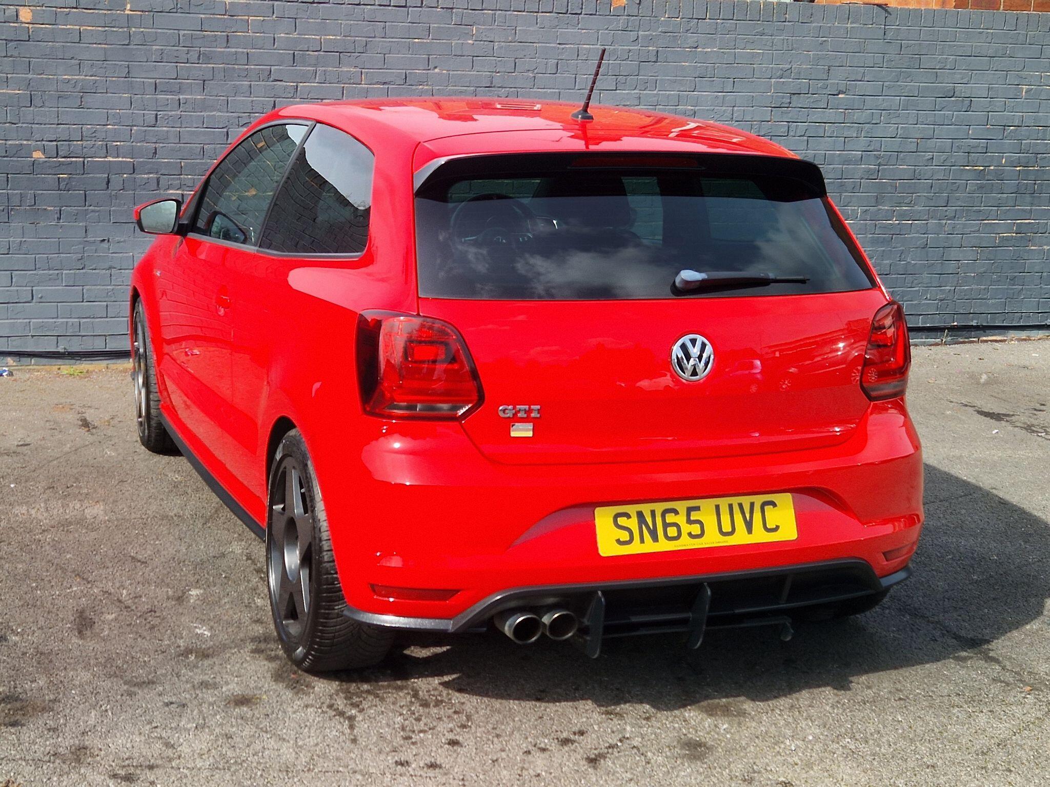 Volkswagen Polo - Image 8