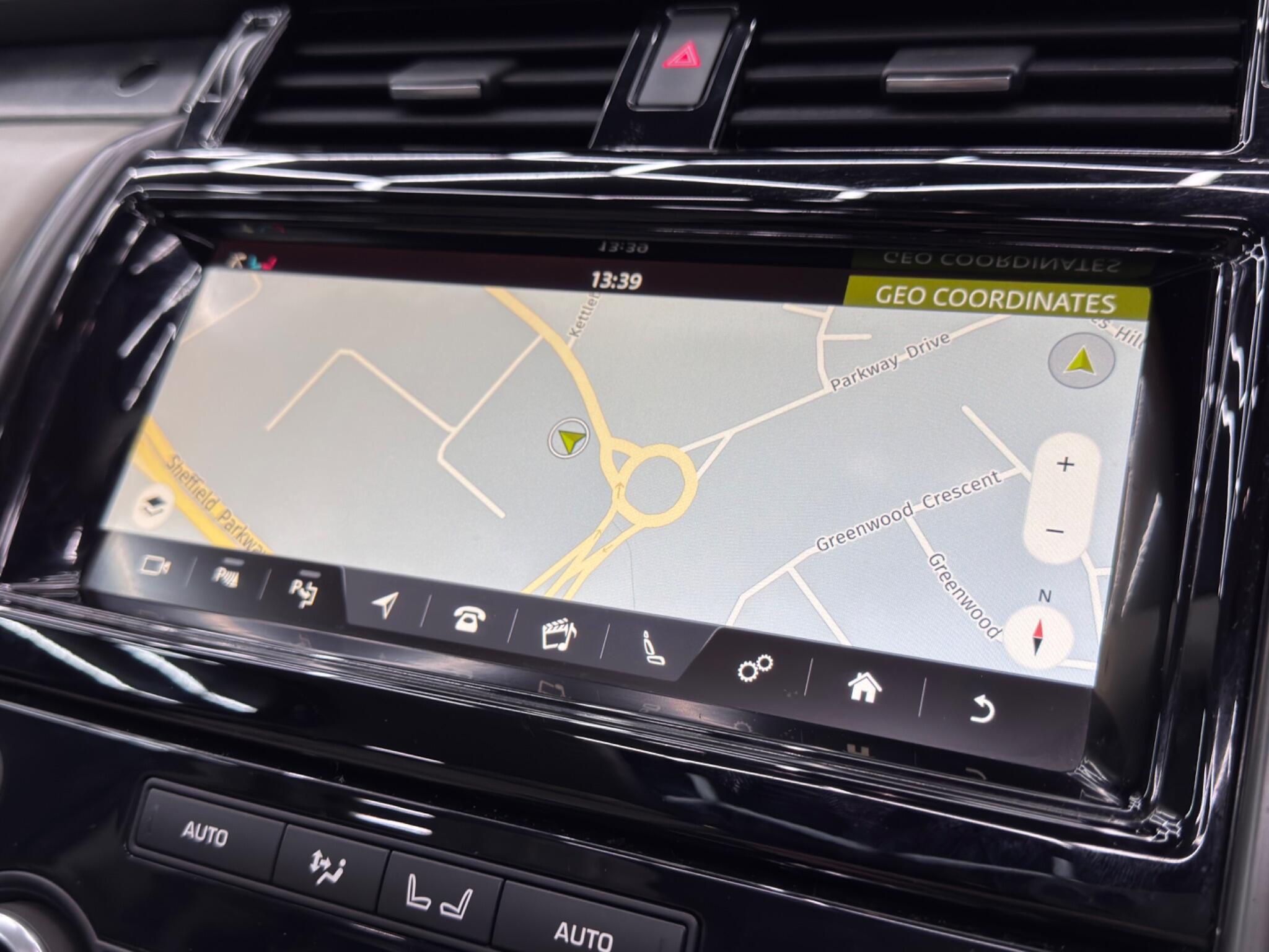 Land Rover Discovery - Image 30