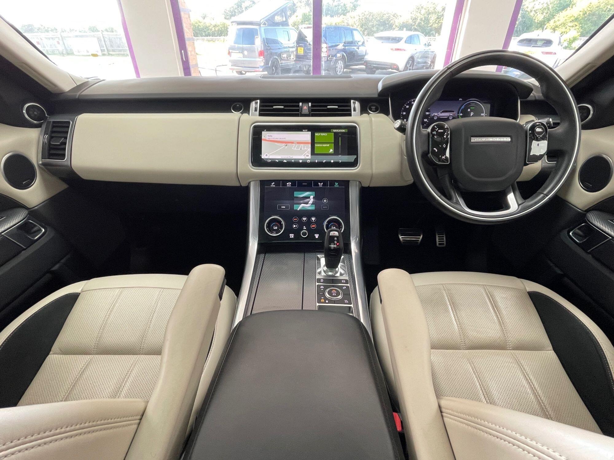 Land Rover RANGE ROVER P400 HSE - Image 2