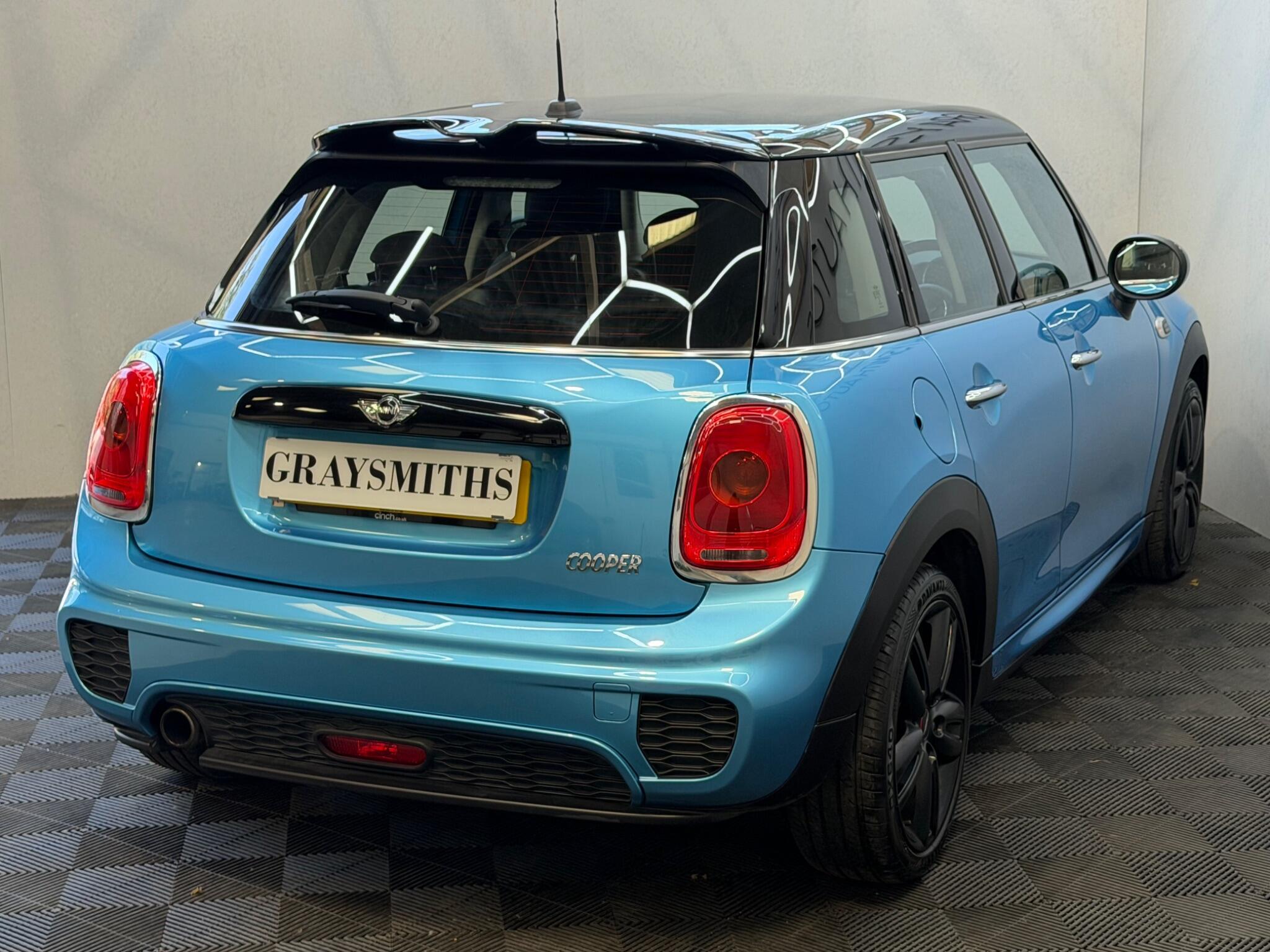 MINI Hatch - Image 7