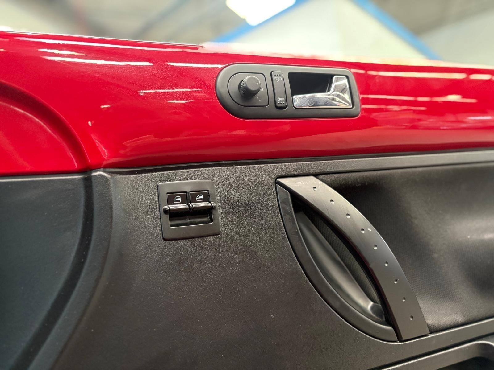 Volkswagen Beetle - Image 13