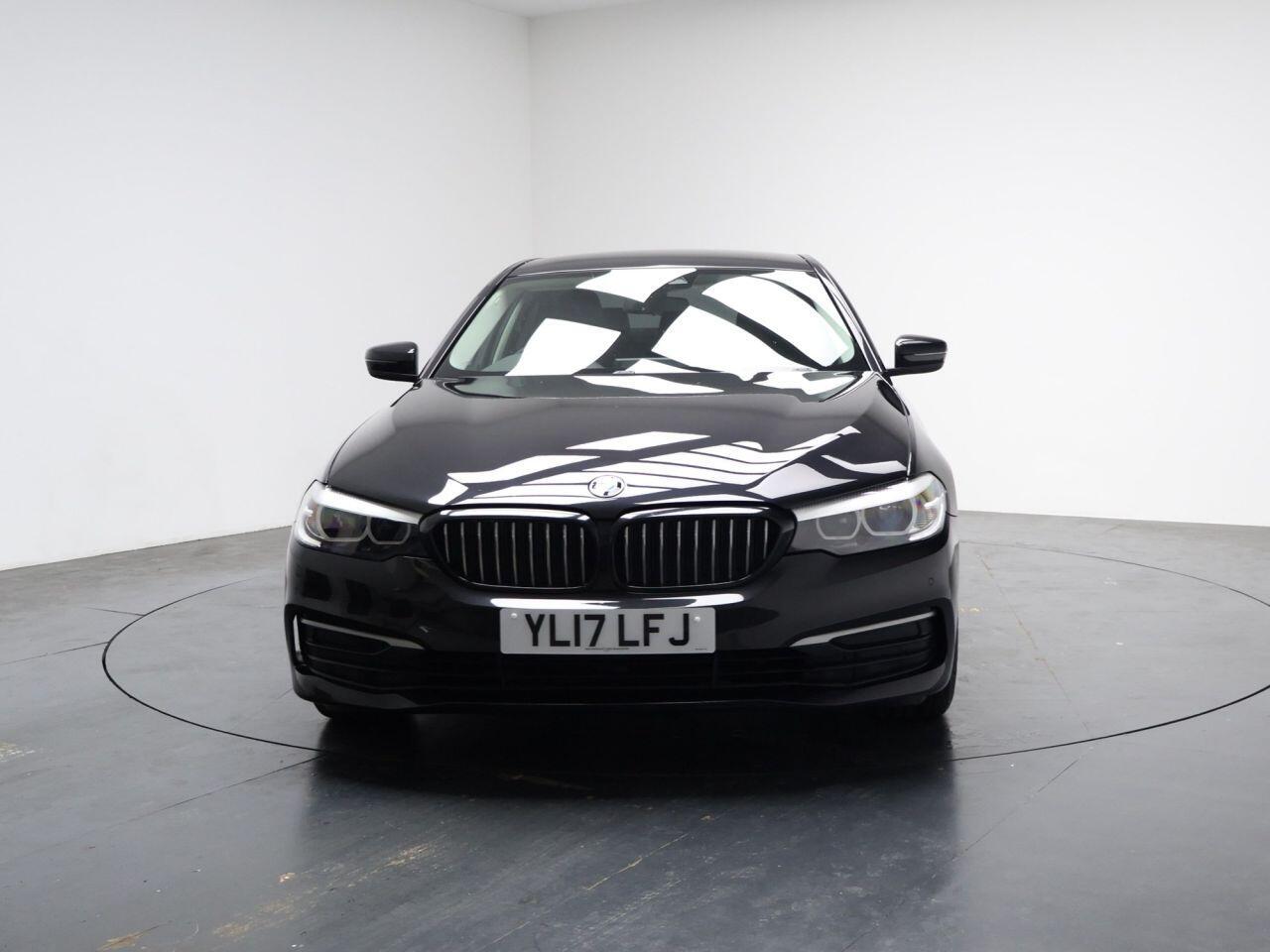 BMW 5 Series - Image 5