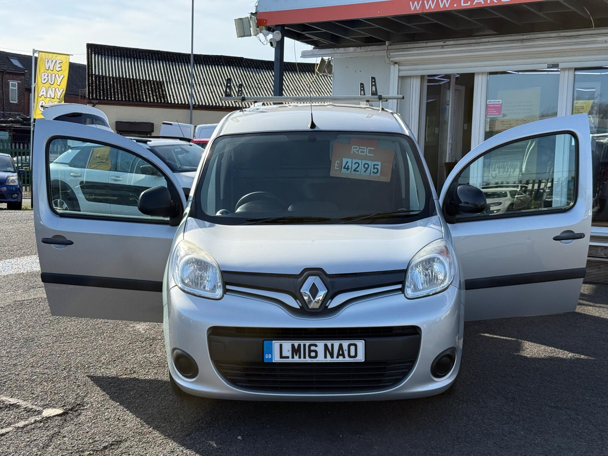 Renault Kangoo - Image 13