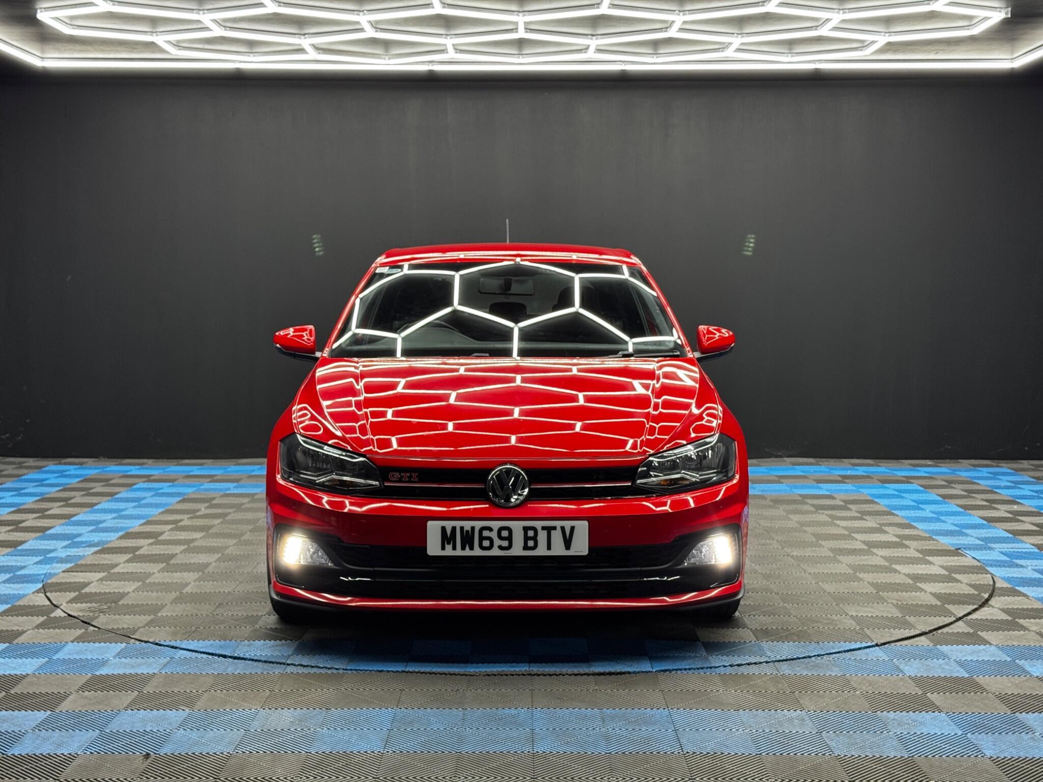 Volkswagen Polo - Image 2