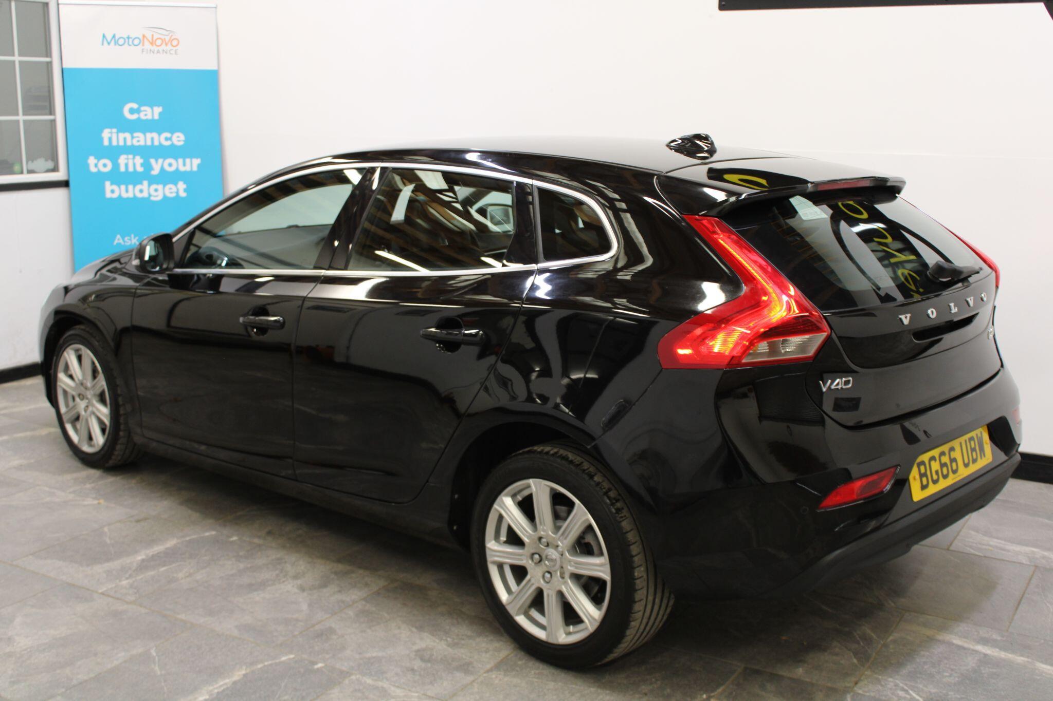 Volvo V40 - Image 19