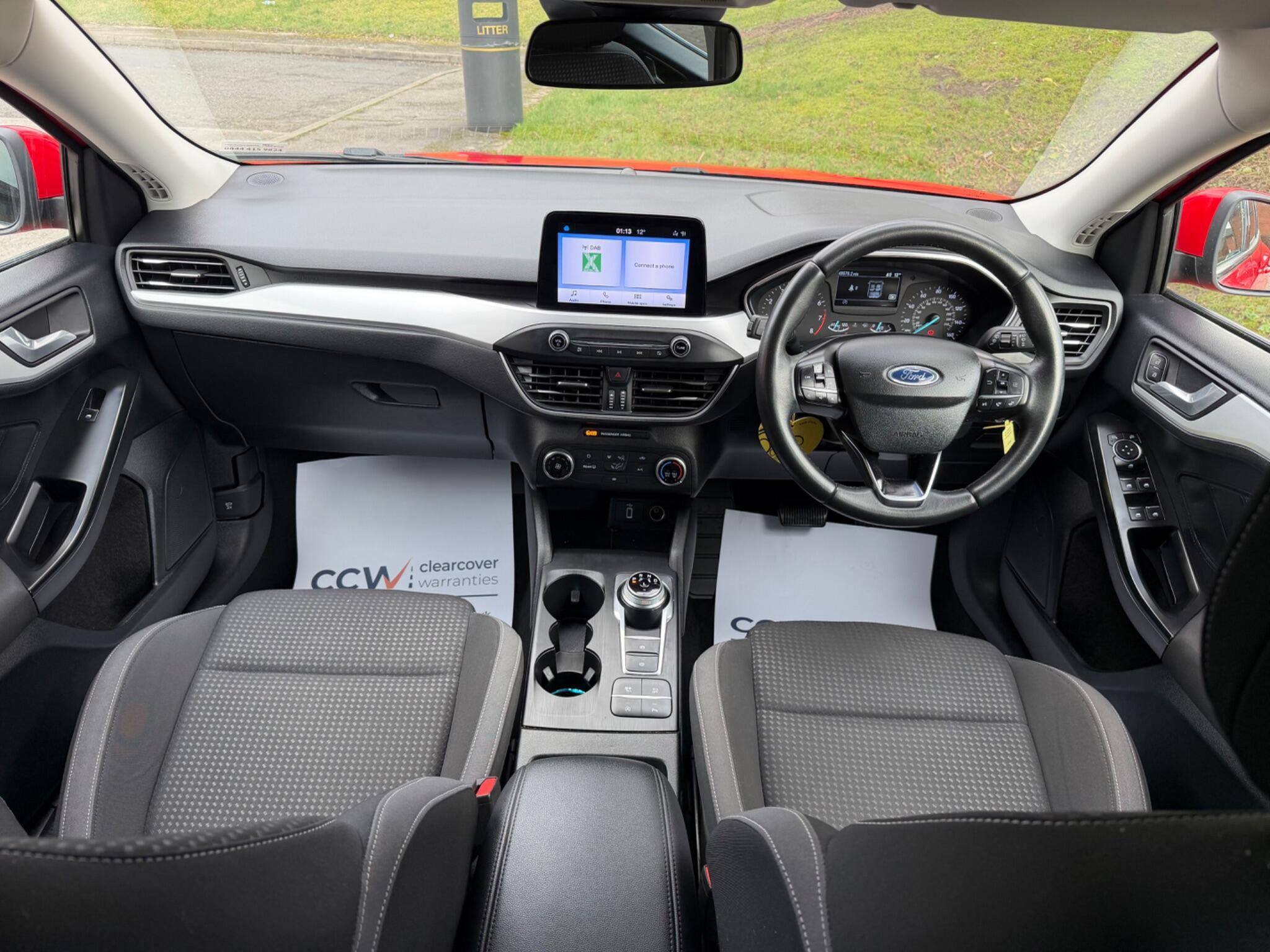 Ford Focus - Image 46