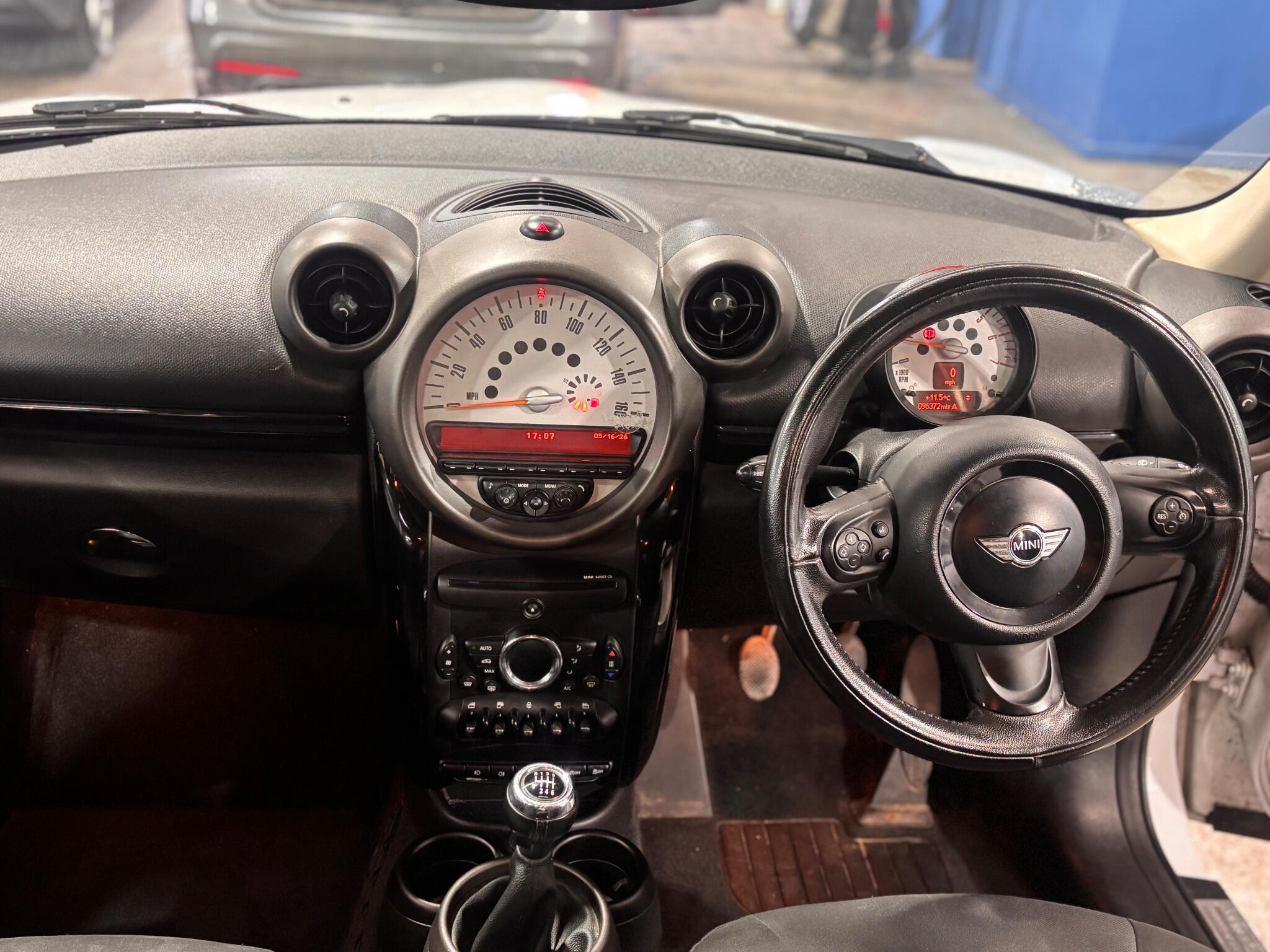 MINI Countryman - Image 15