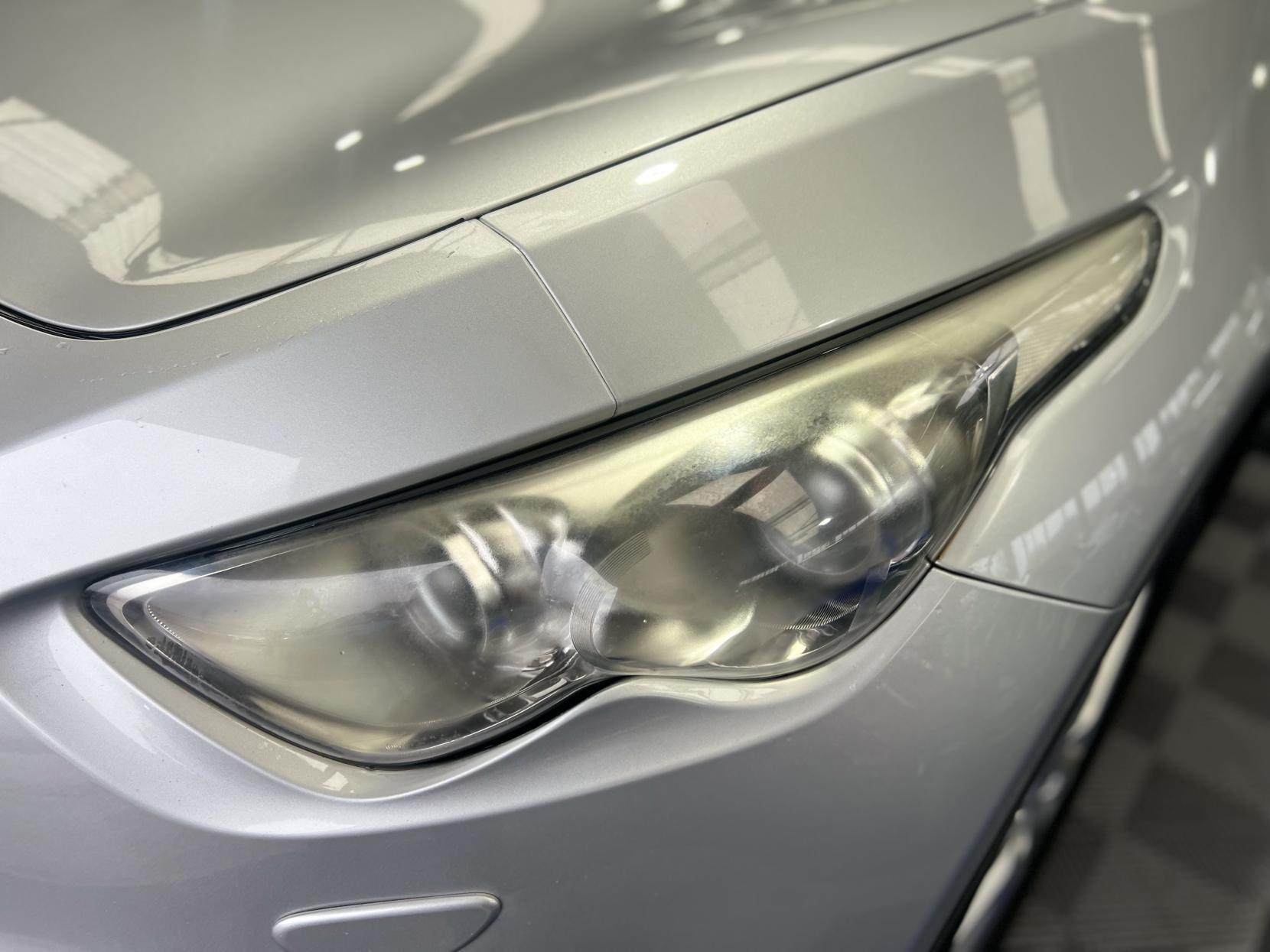 Infiniti FX - Image 19