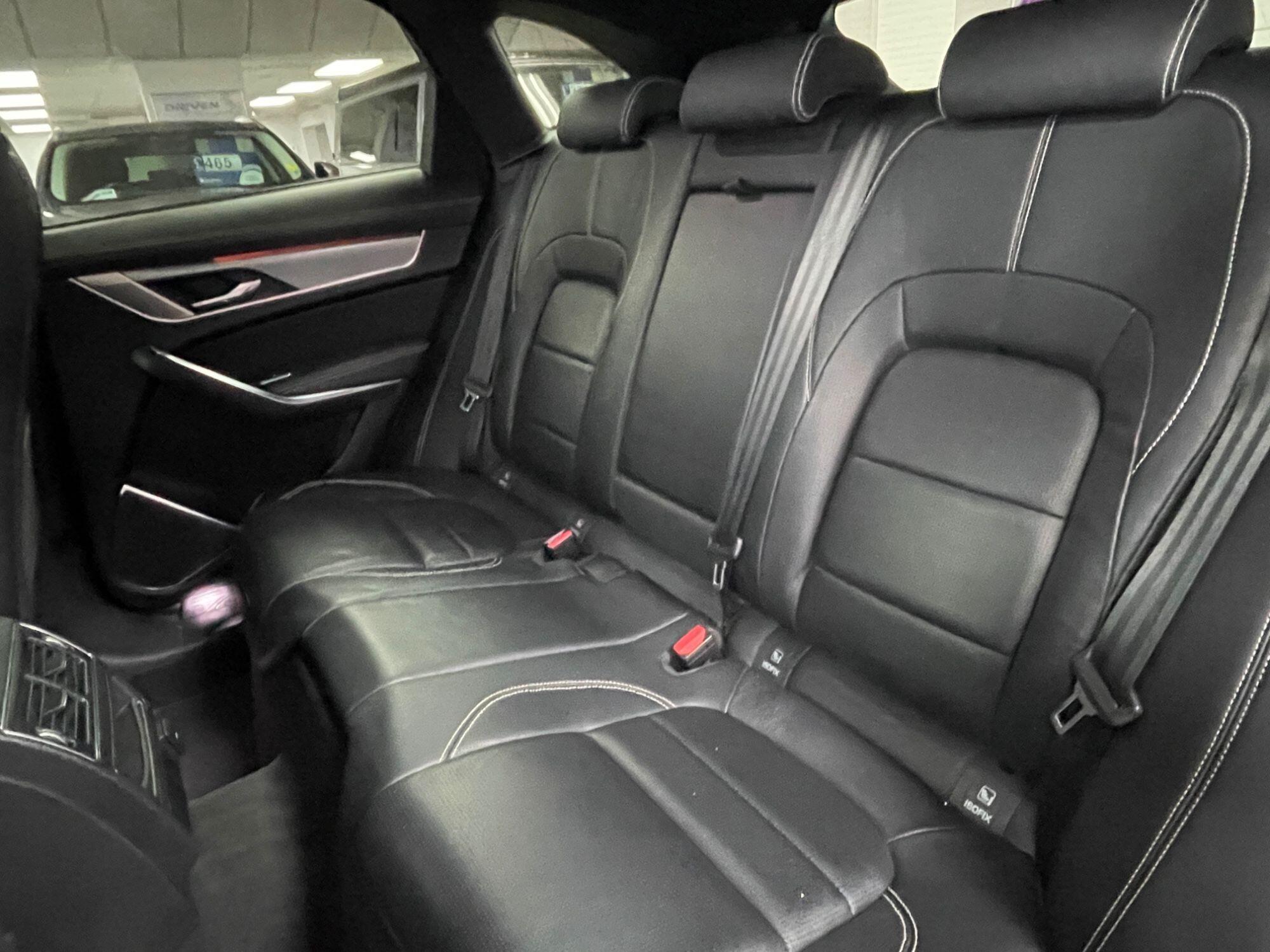 Jaguar F-Pace - Image 30