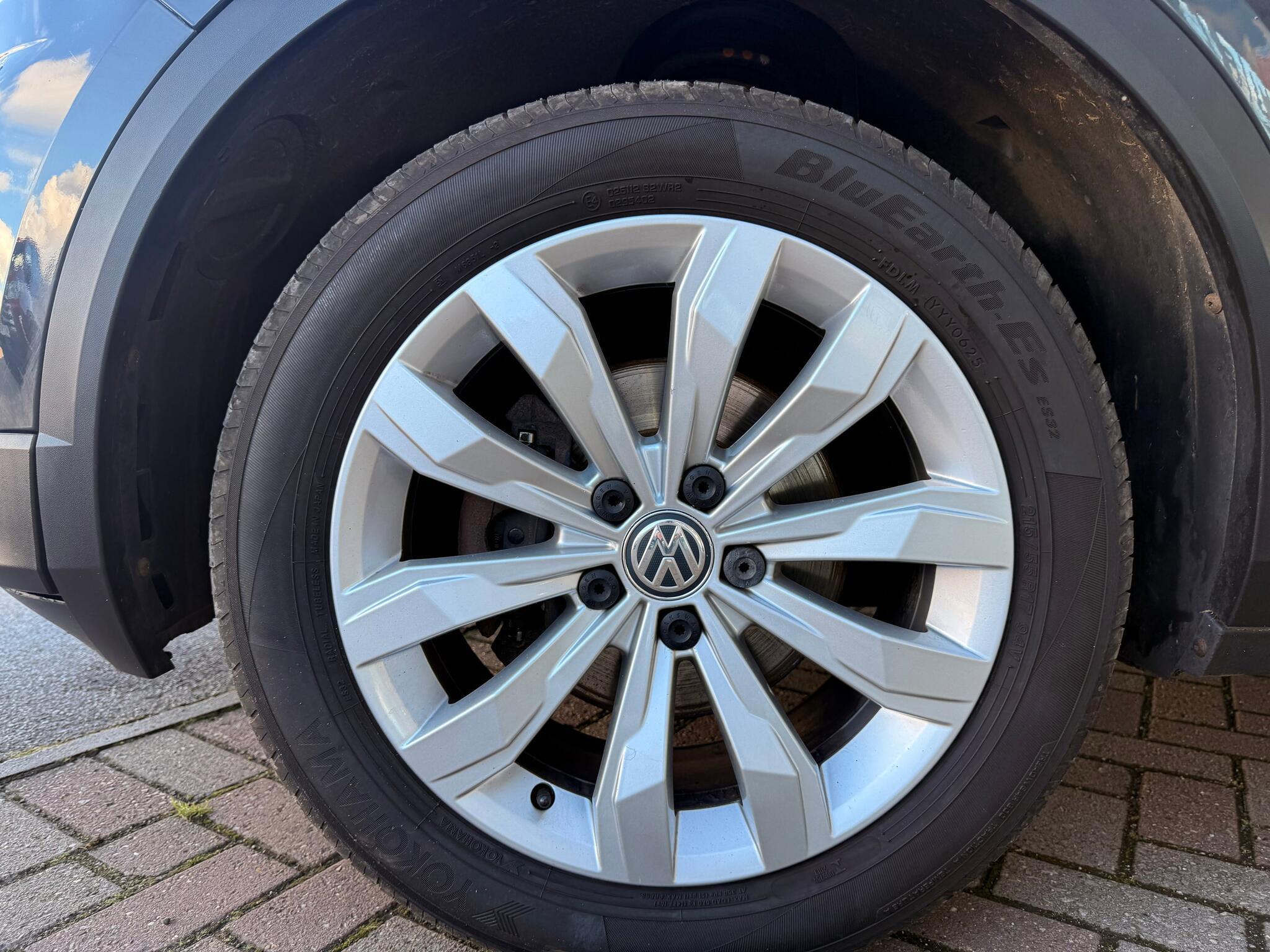 Volkswagen T-Roc - Image 14