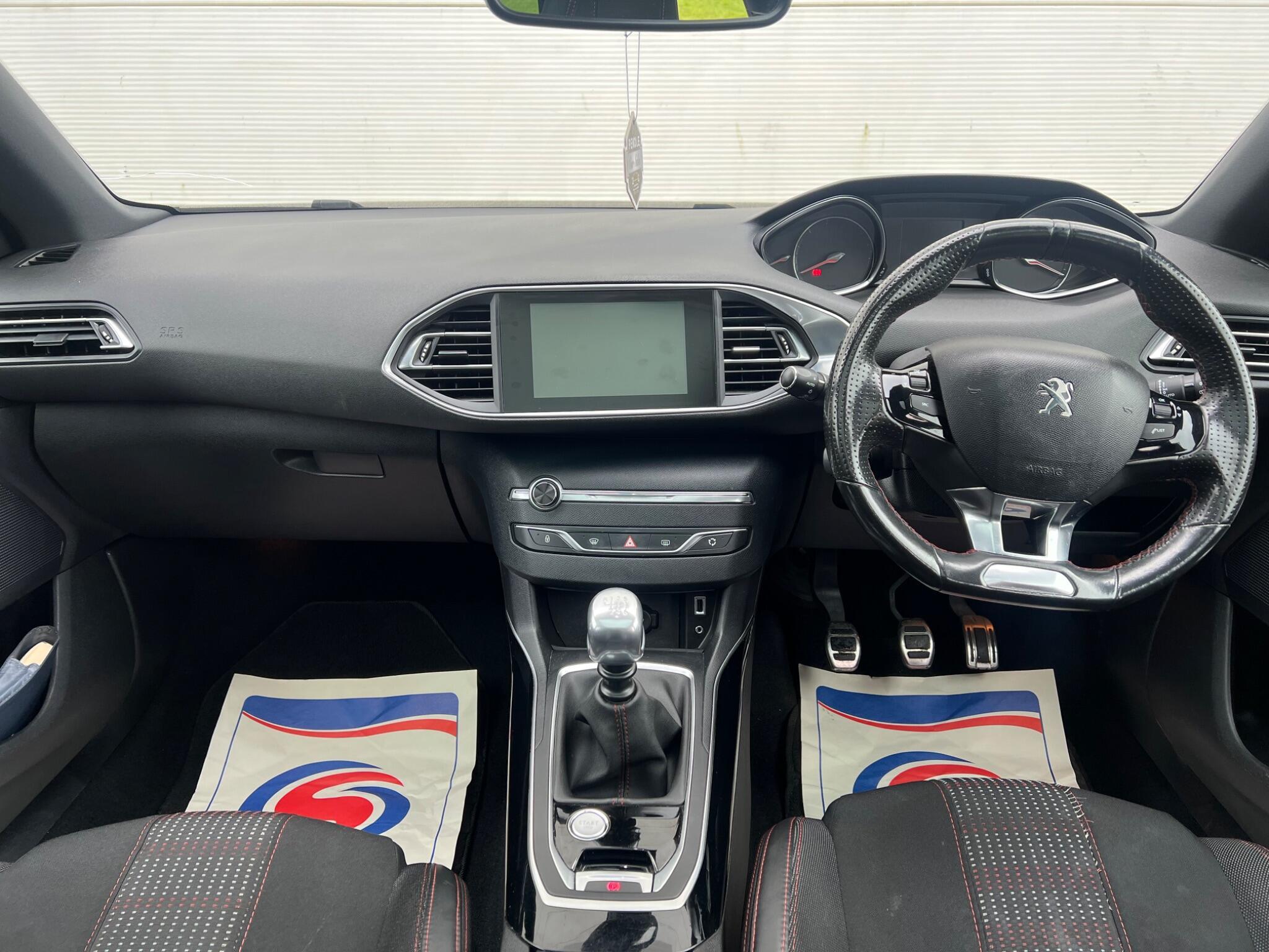 Peugeot 308 SW - Image 23