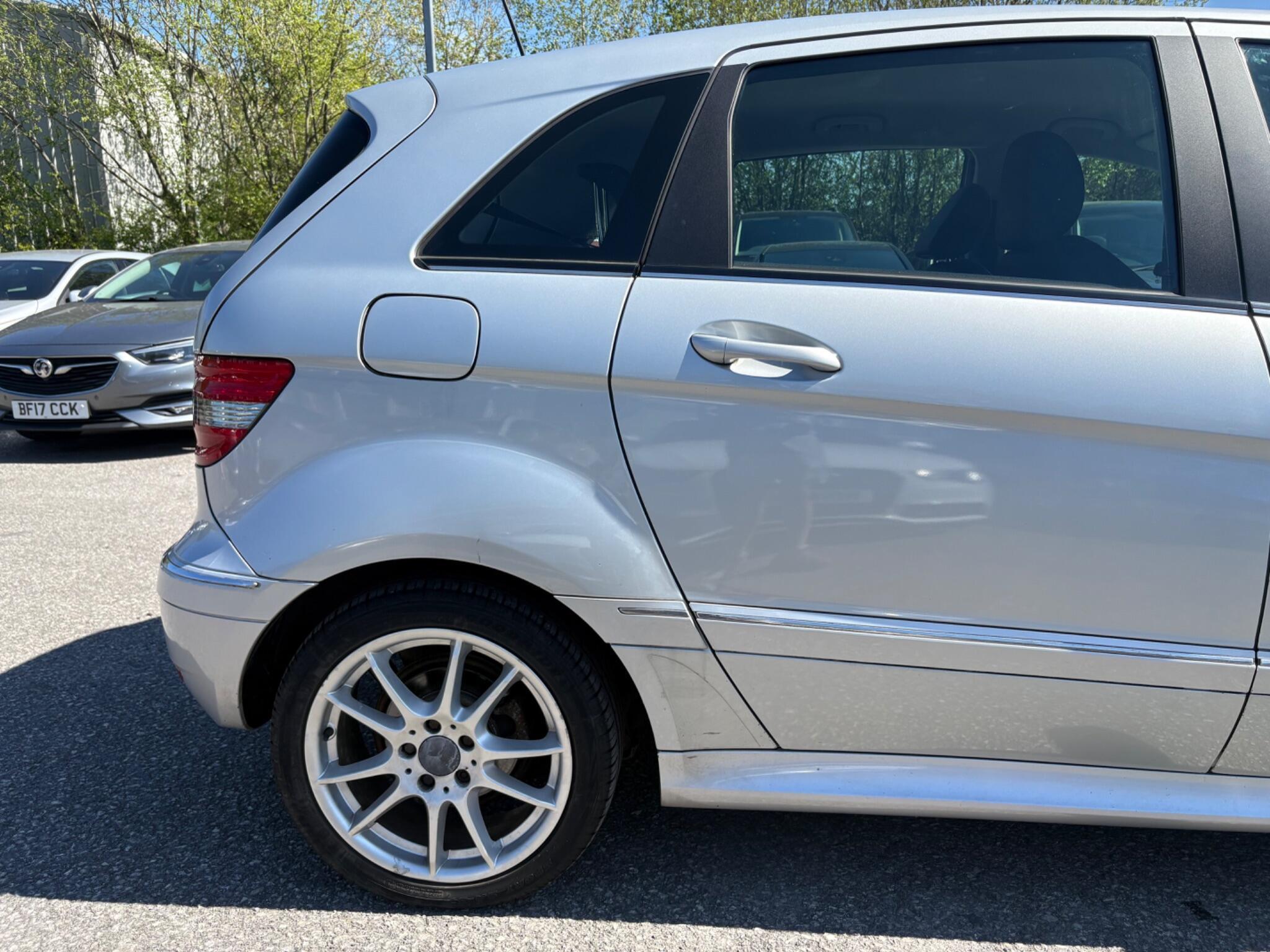 Mercedes B Class - Image 19