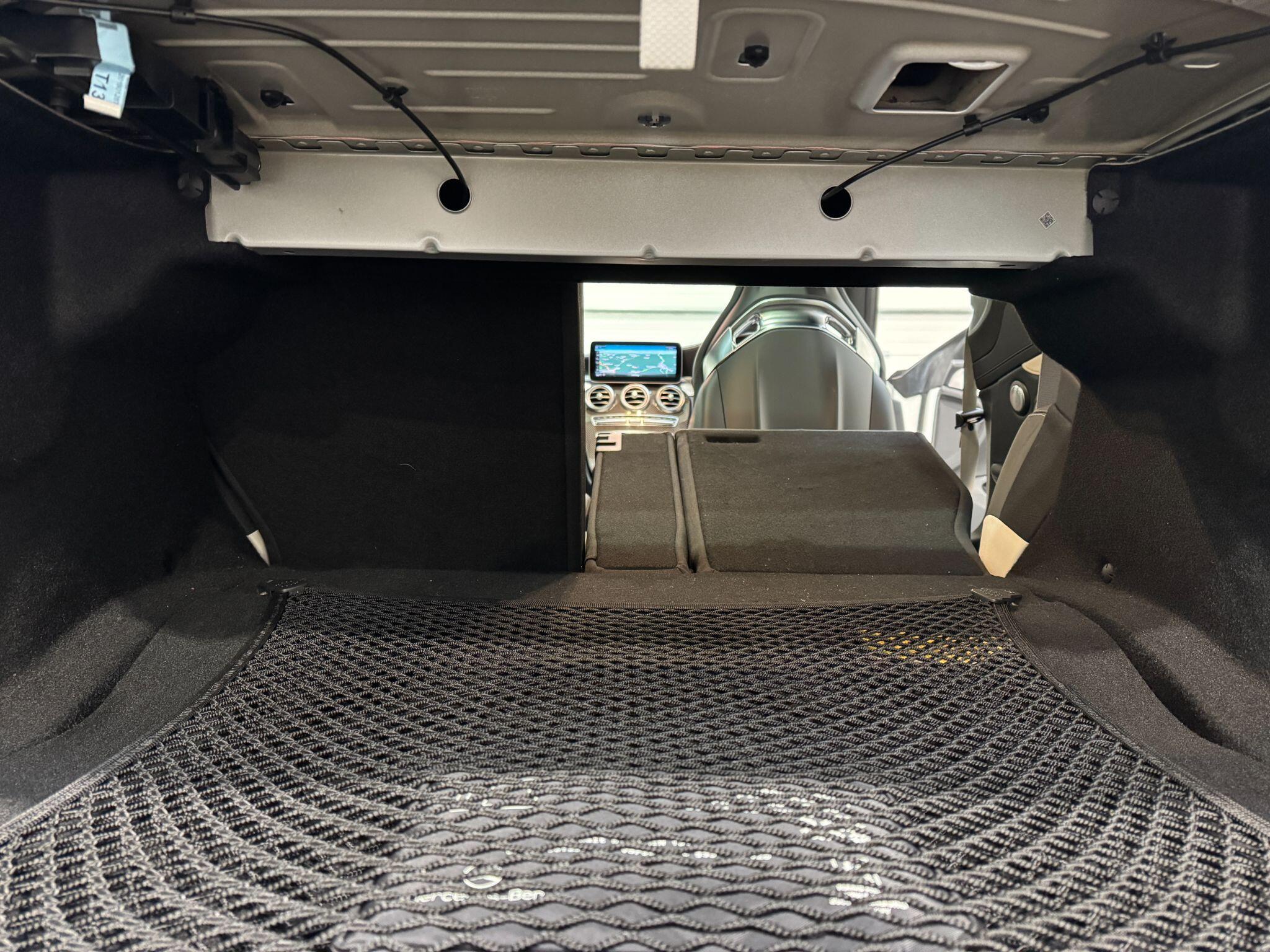 Mercedes C Class - Image 68