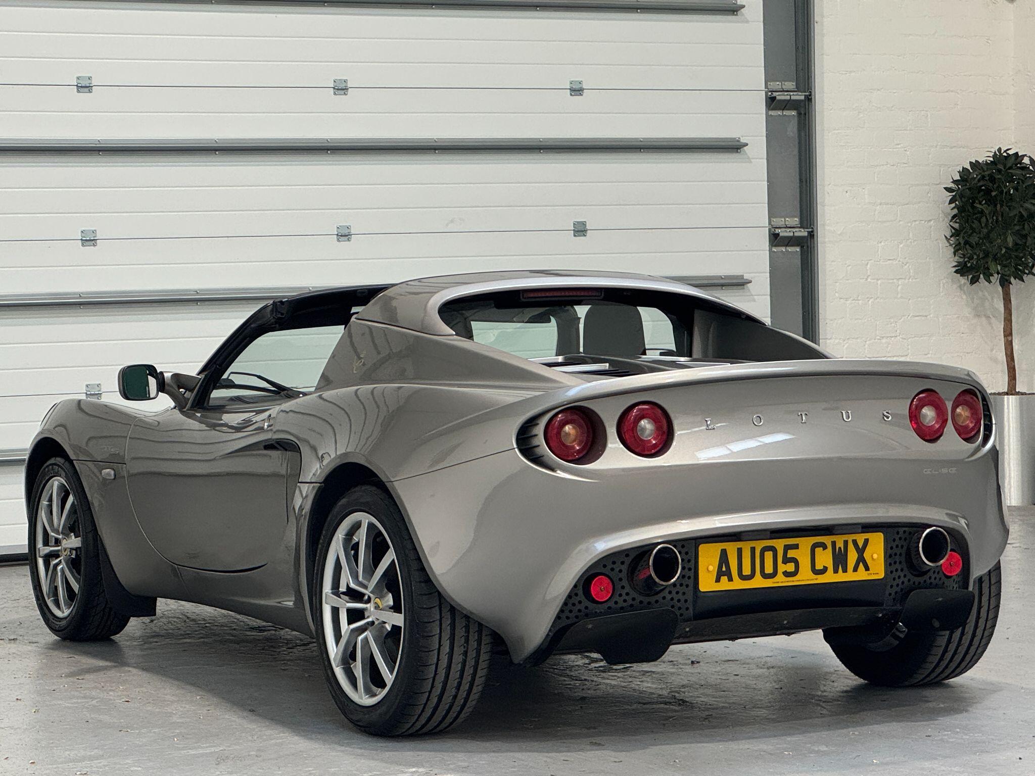 Lotus Elise - Image 17