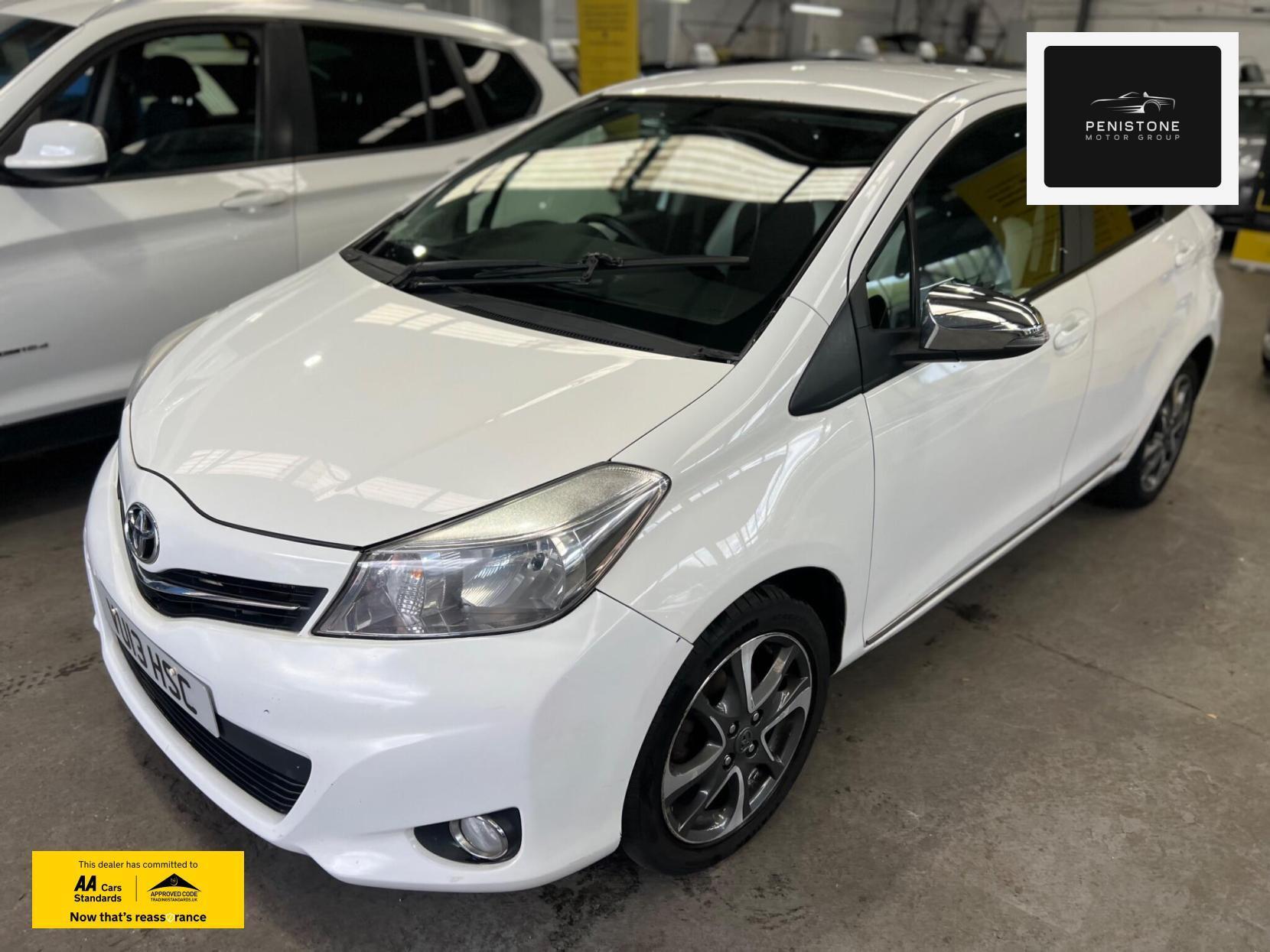 Toyota Yaris - Image 17