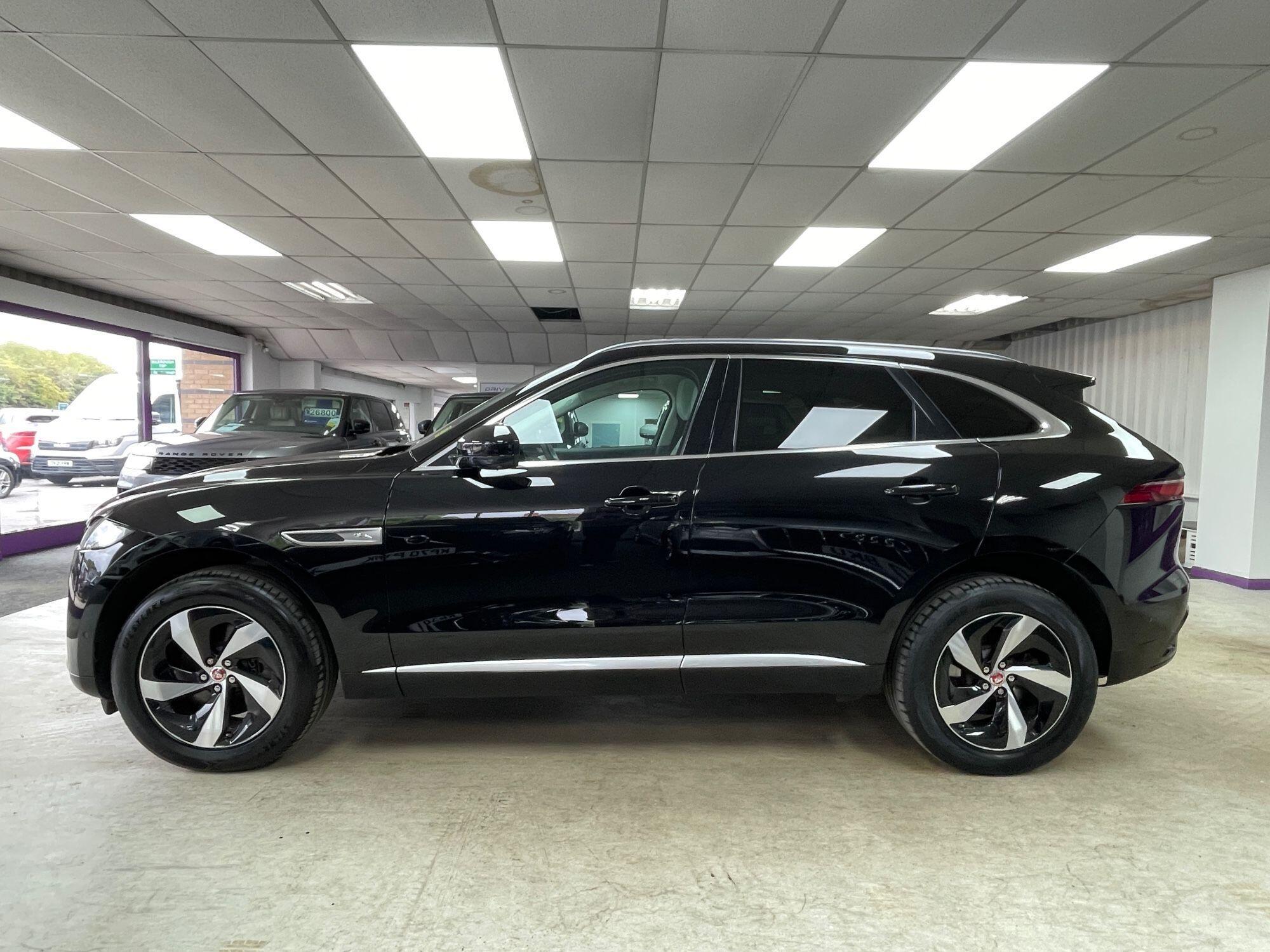 Jaguar F-Pace - Image 12