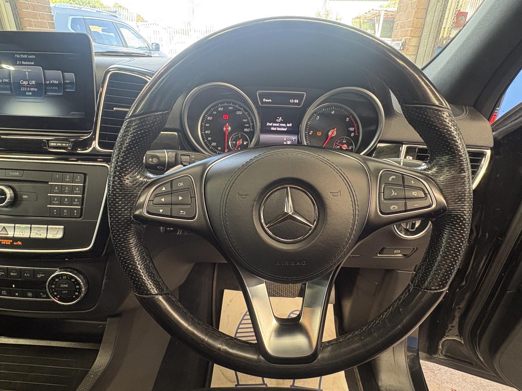 Mercedes GLS - Image 12