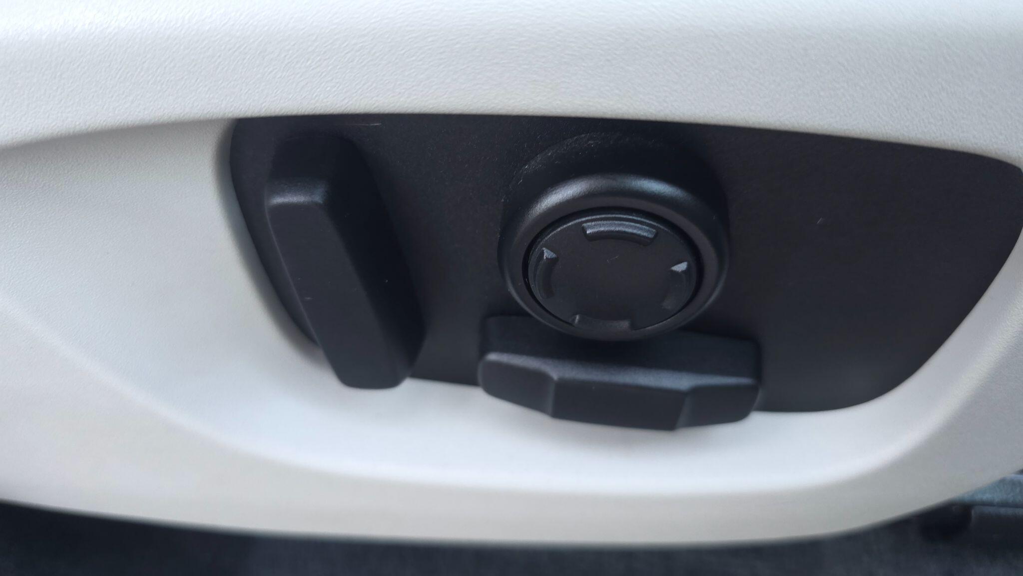 Land Rover DISCOVERY SPORT - Image 33