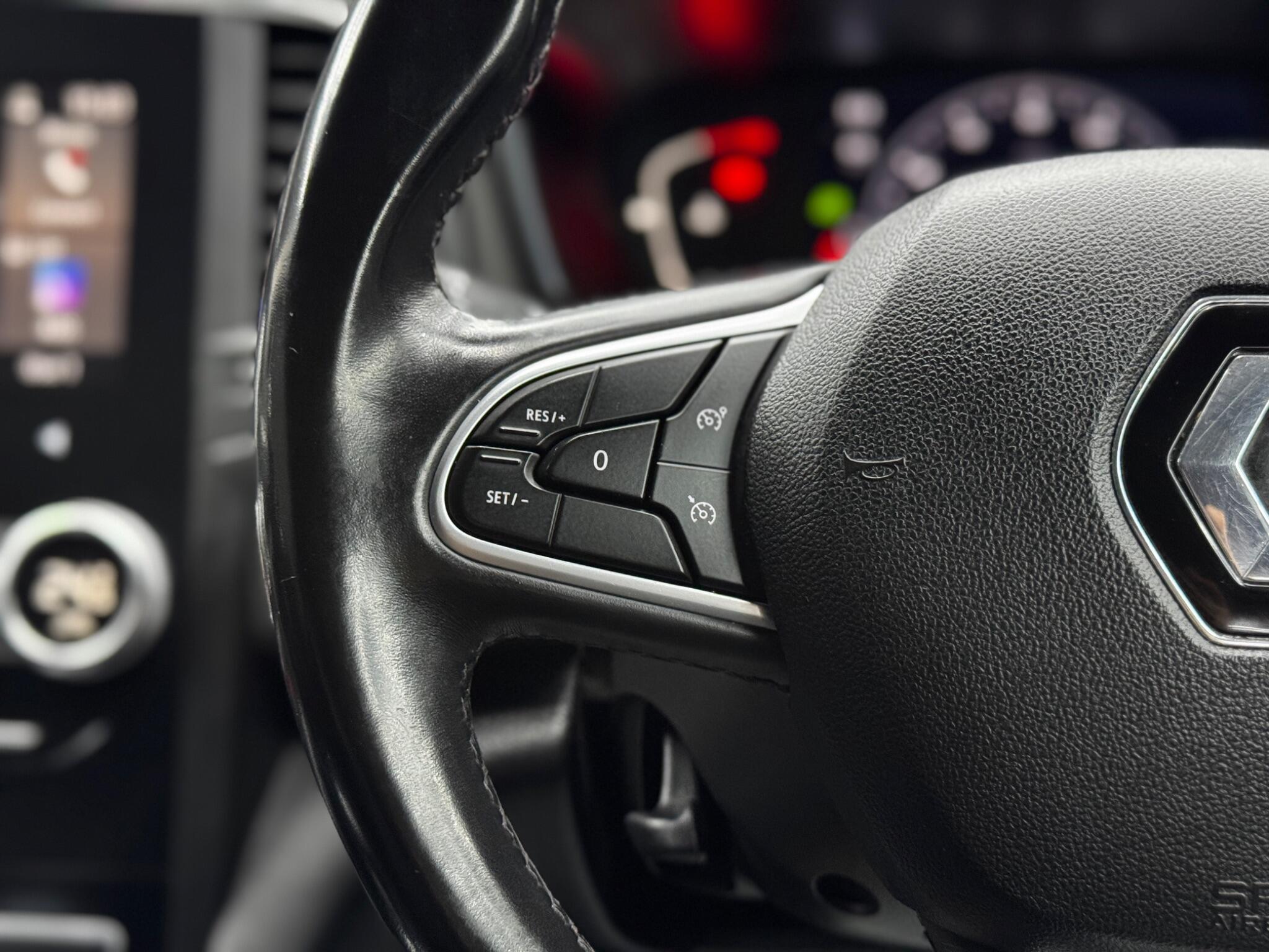 Renault Megane - Image 20