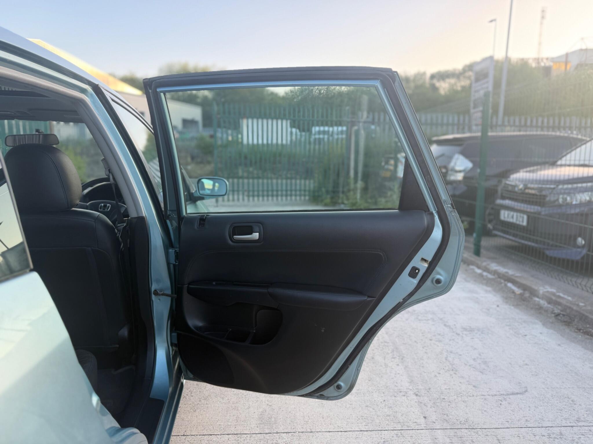 Honda Civic - Image 16