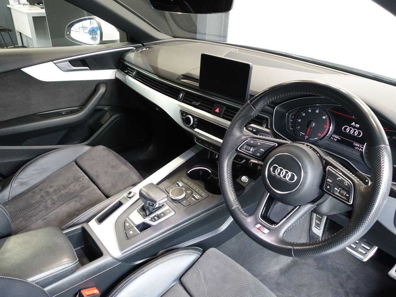 Audi A5 - Image 2
