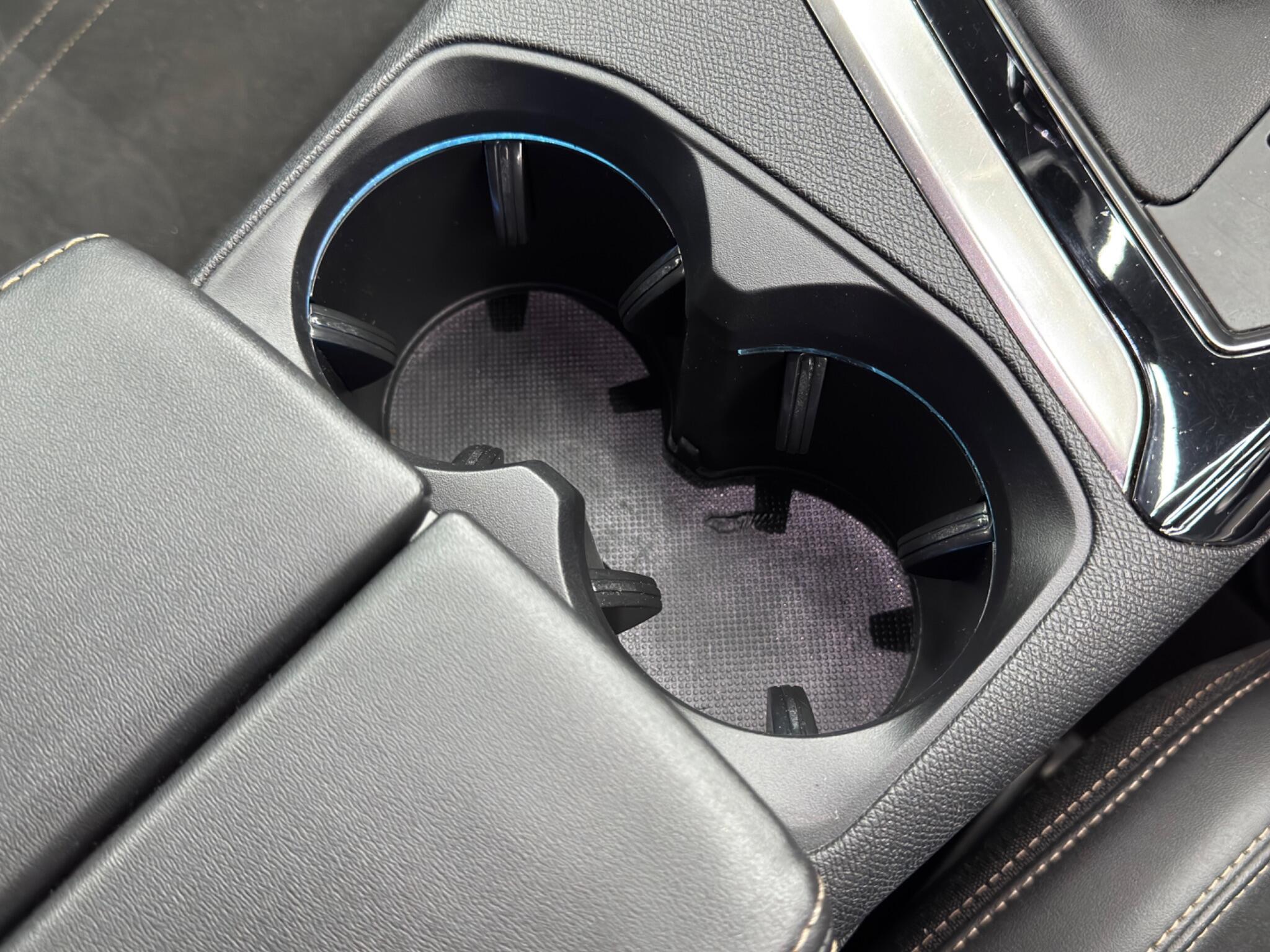 Peugeot 3008 - Image 25