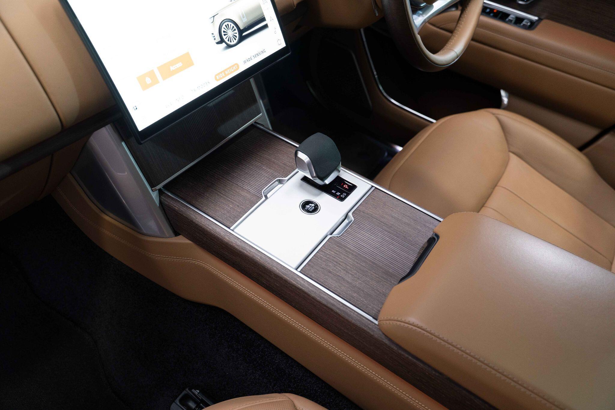 Land Rover Range Rover - Image 45