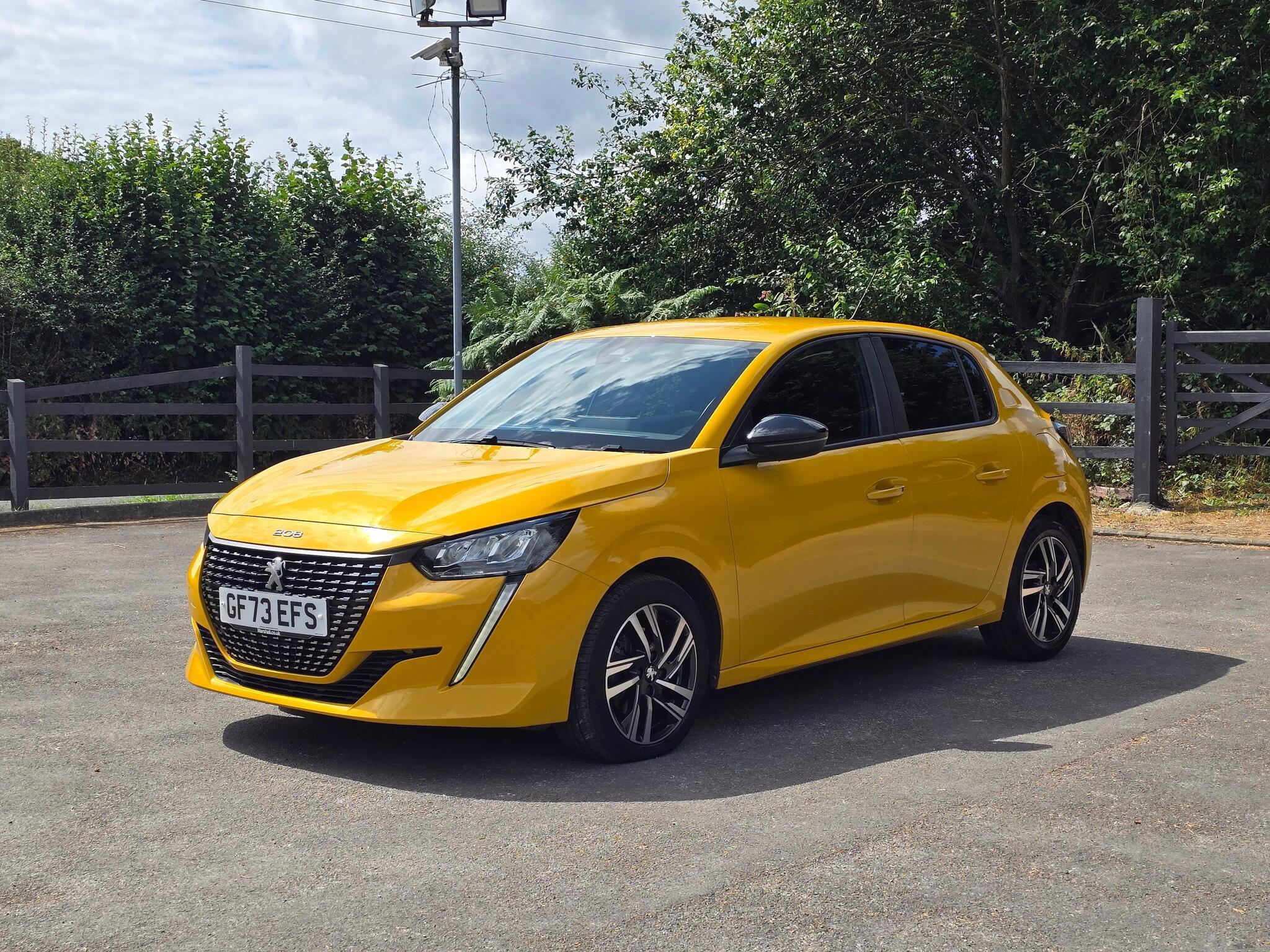 Peugeot 208 - Image 16