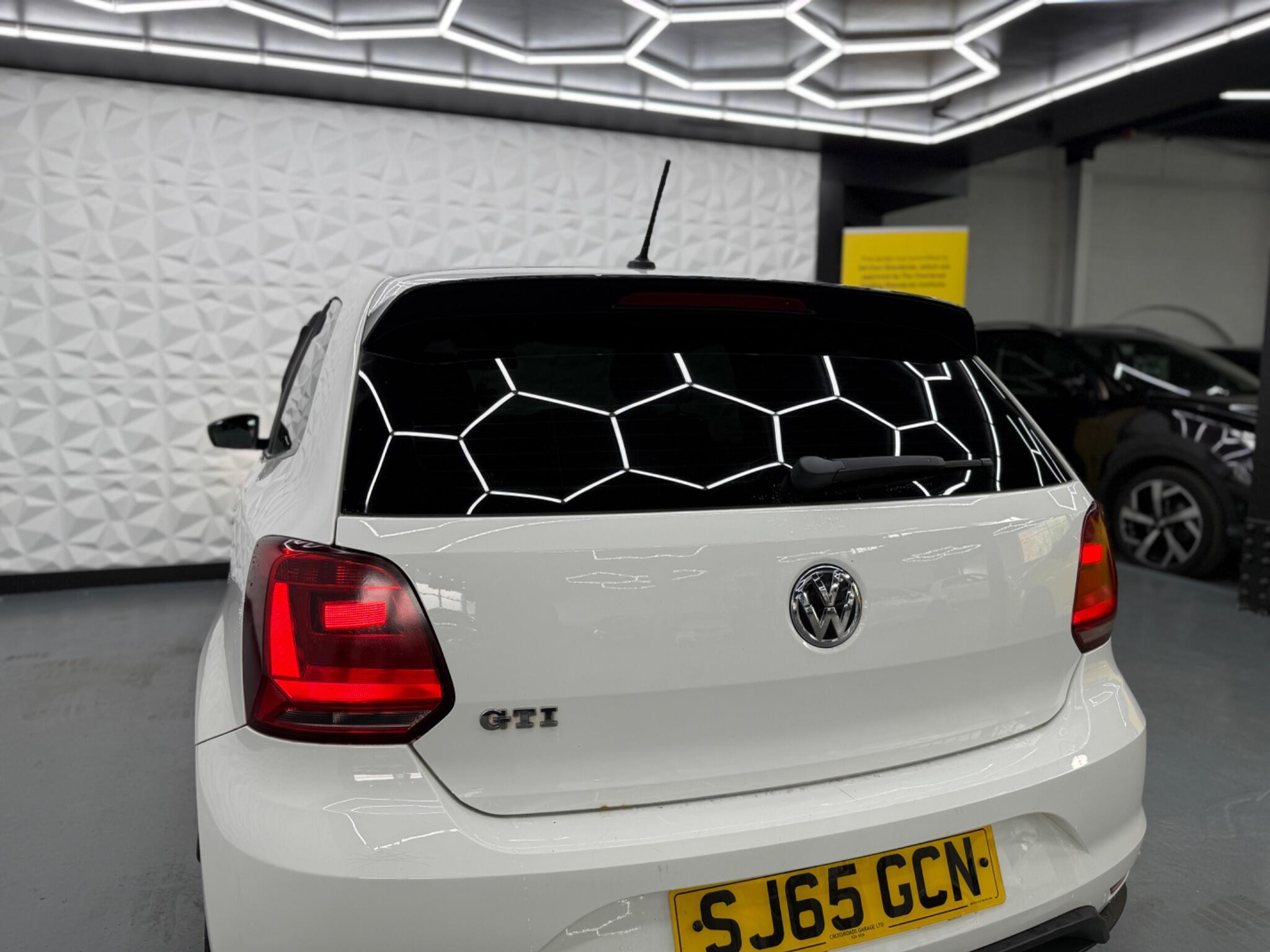 Volkswagen Polo - Image 20