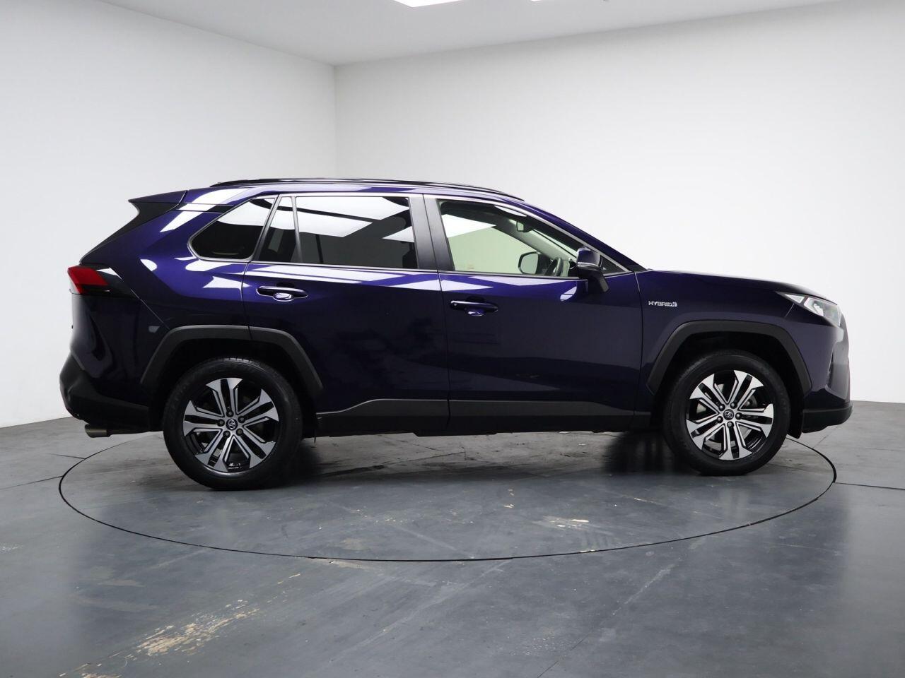 Toyota RAV4 - Image 14