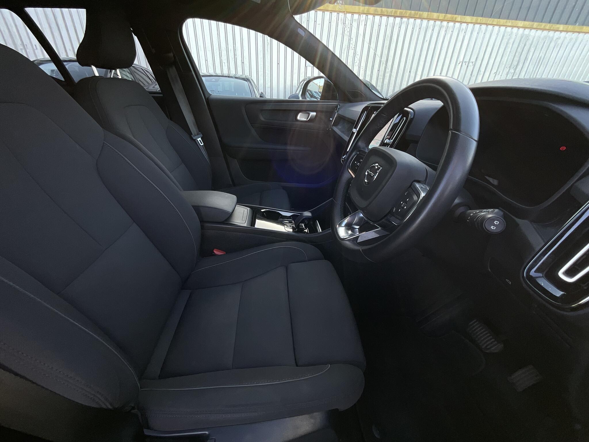 Volvo XC40 - Image 9