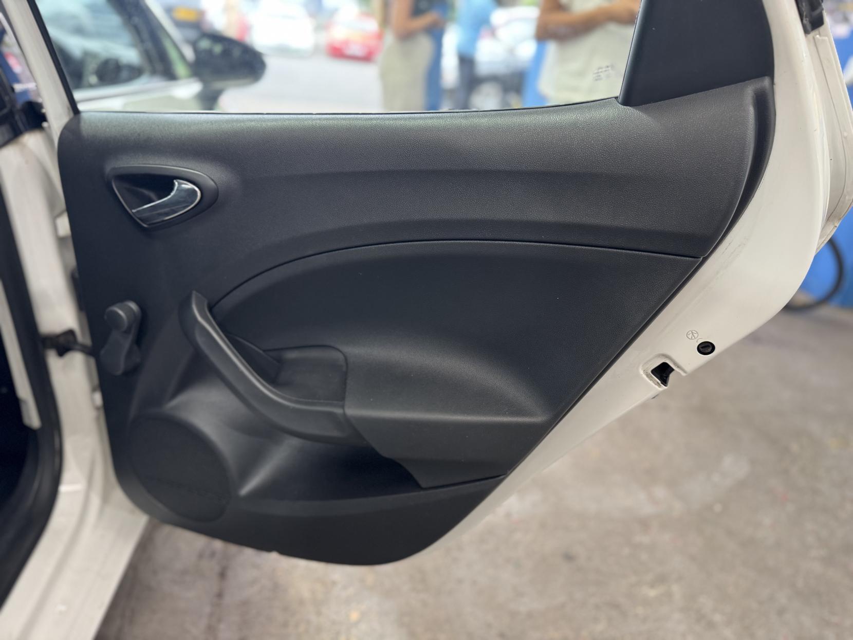 SEAT Ibiza - Image 14
